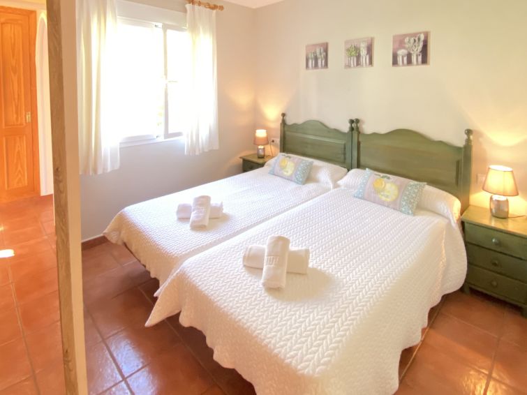 Rent House in Denia Molins picture-6