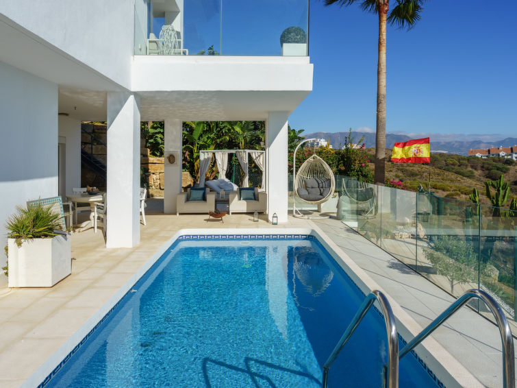 Rent Villa in Mijas Costa Riviera del Sol picture-25