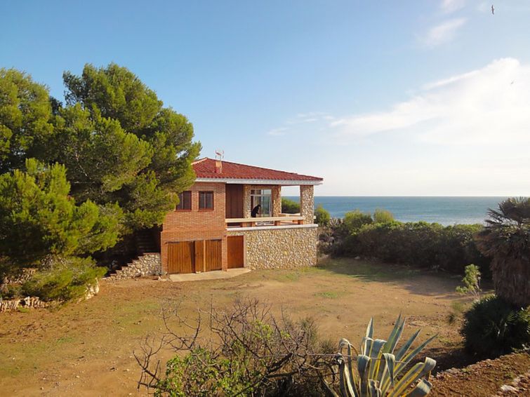 Rent Villa in  Roques Dorades picture-1