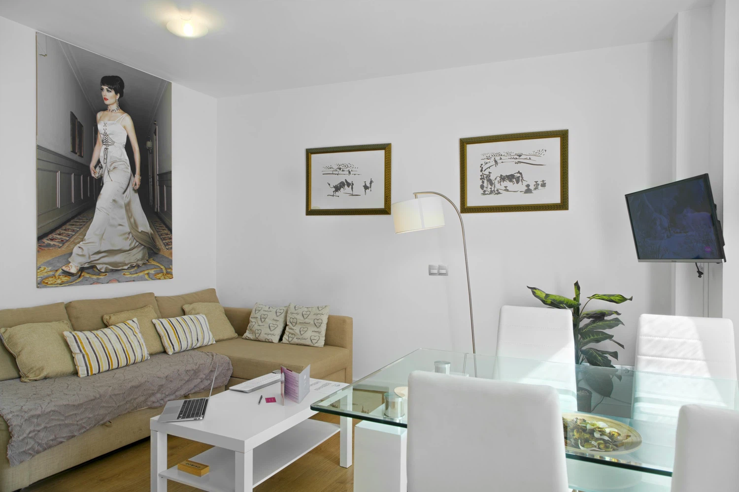 Alquilar Apartamento en Málaga !!!!!!!!0017 A Pompidou Sup. 4B imagen-2