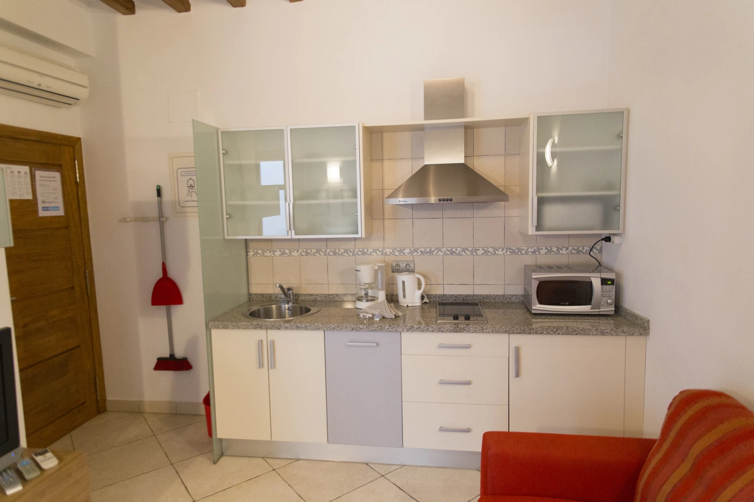 Alquilar Apartamento en Villajoyosa PAL 1 - APARTMENT  BEACH FRONT imagen-2