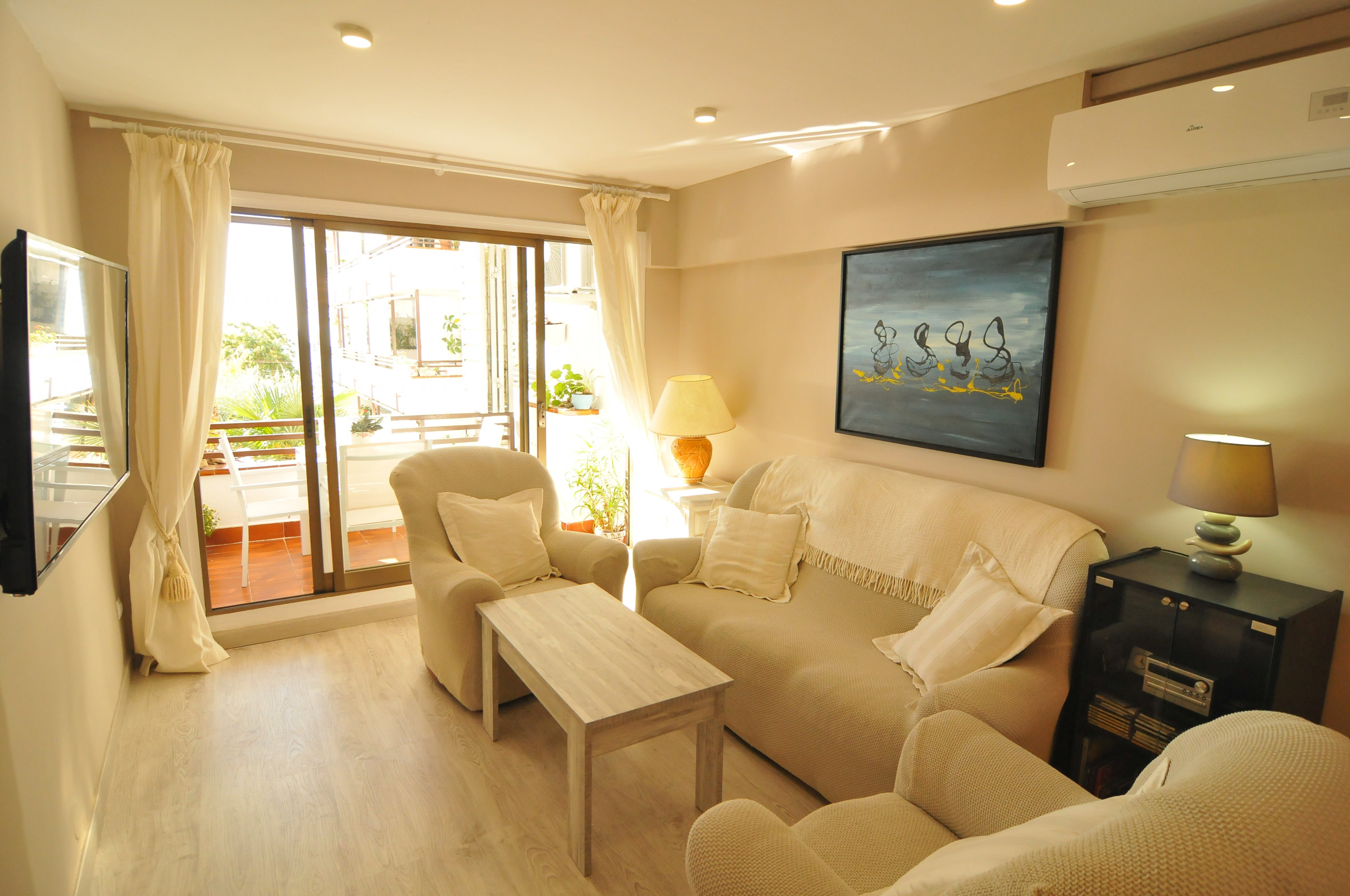 Alquilar Apartamento en Canet de Mar HomeHolidaysRentals Canet Playa l-Costa Barcelo imagen-12