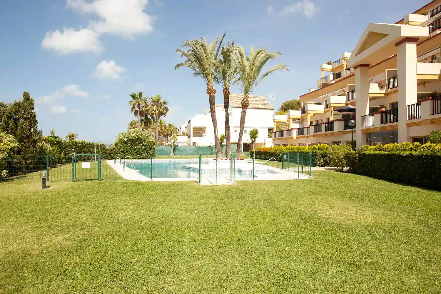 Alquilar Apartamento en Marbella Beachside apartment in Elviria, Romana Playa imagen-28