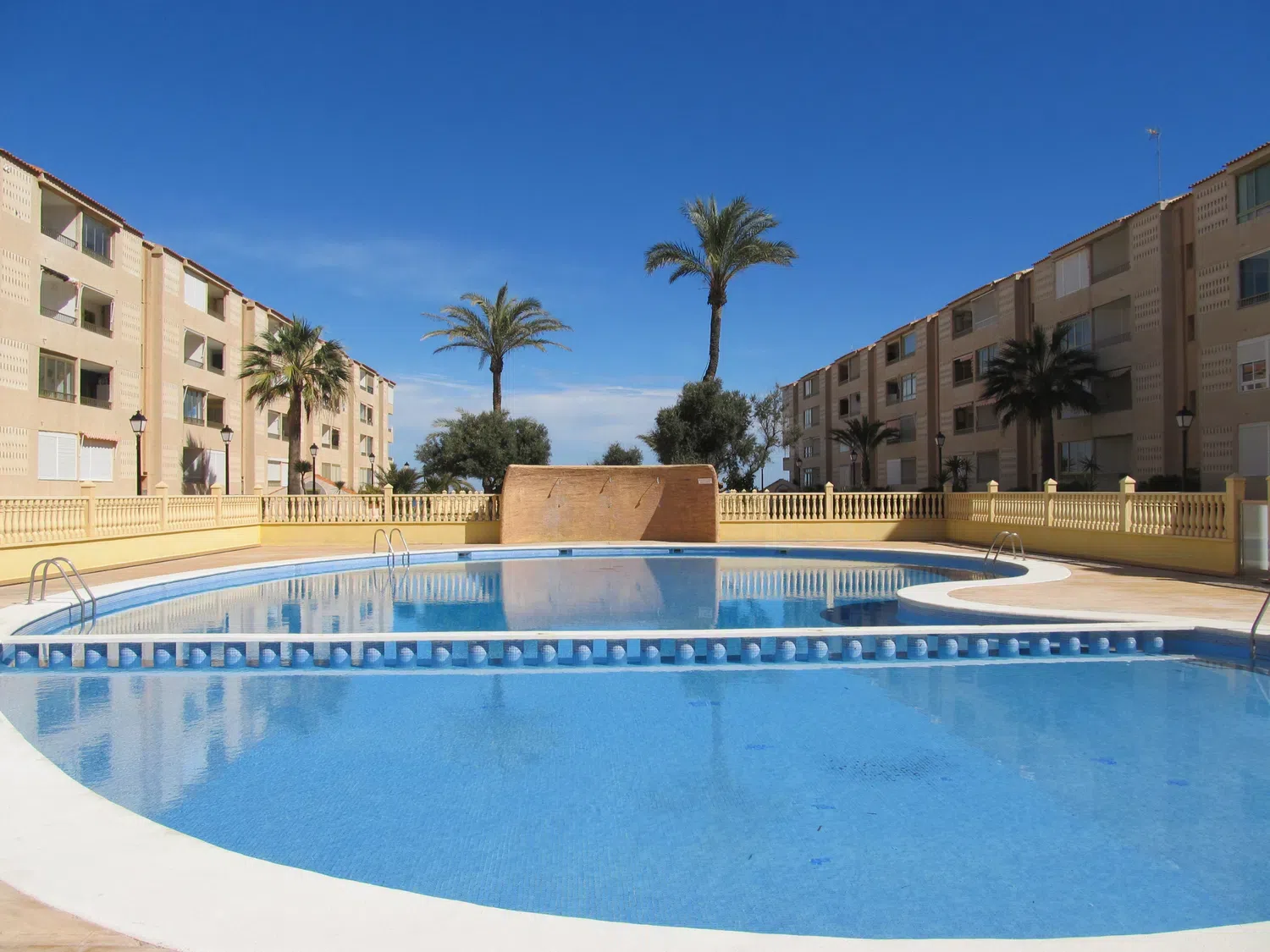 Alquilar Apartamento en La Manga del Mar Menor LM467 imagen-17