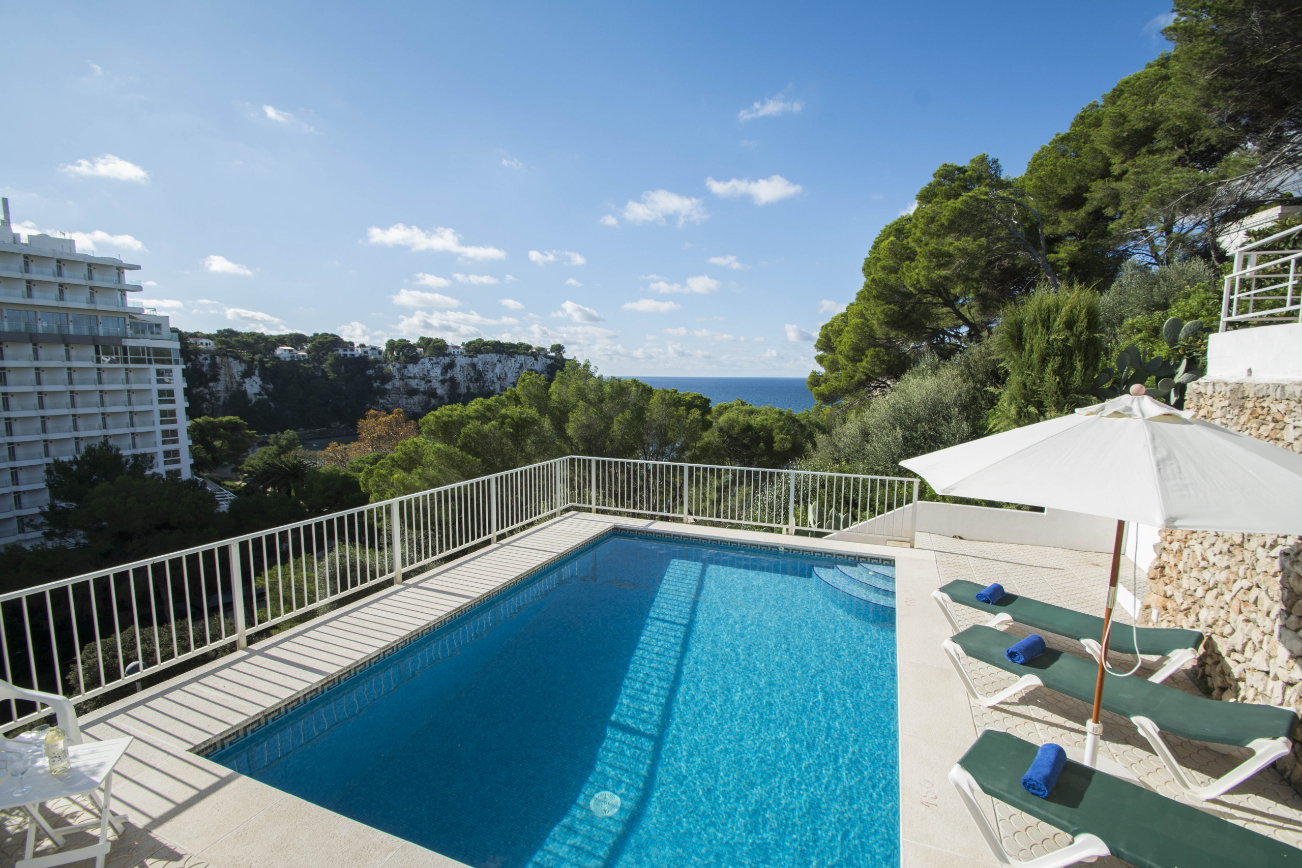 Rent Apartment in Cala Galdana Miramar K picture-2