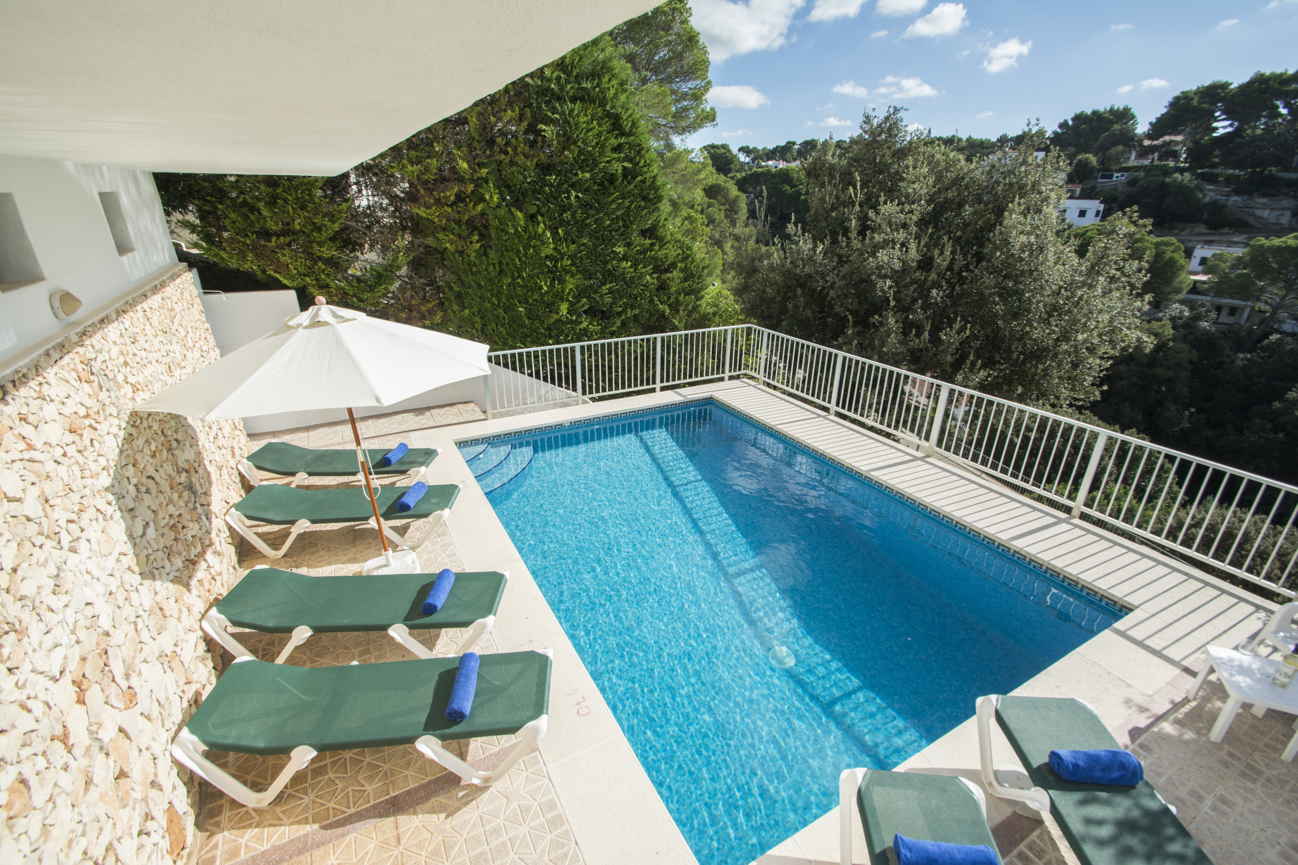 Rent Apartment in Cala Galdana Miramar picture-9