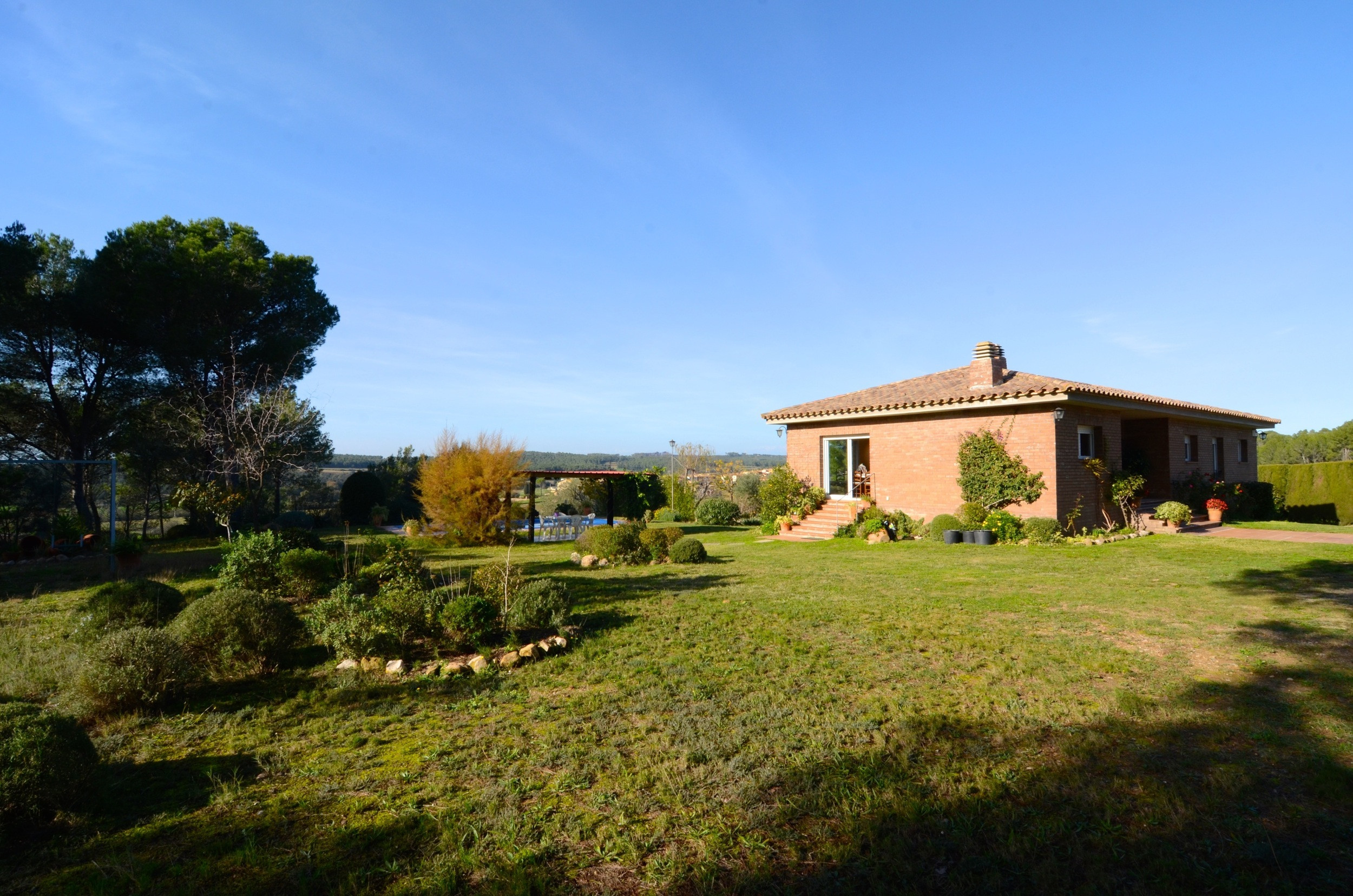 Rent Villa in Garrigoles LA ROMAGUERA picture-11