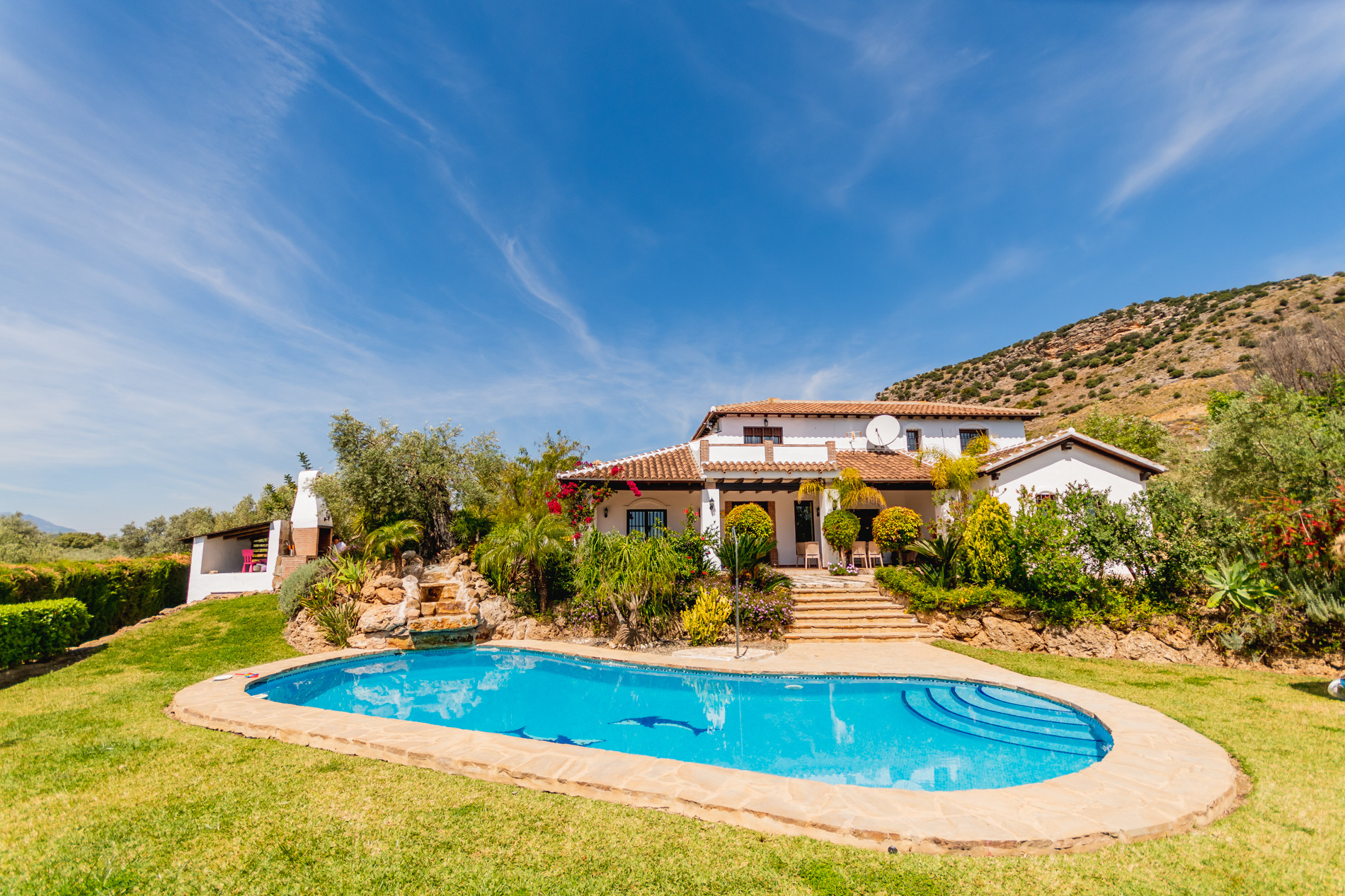 Rent Rural House in Alhaurín el Grande Cubo's Cortijo La Hilacha picture-0