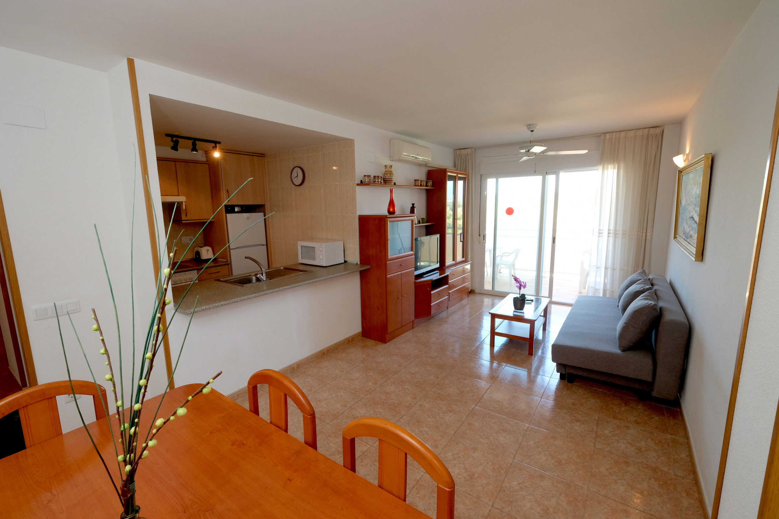 Rent Apartment in La Pineda RISCOS 2 / 1042 picture-3