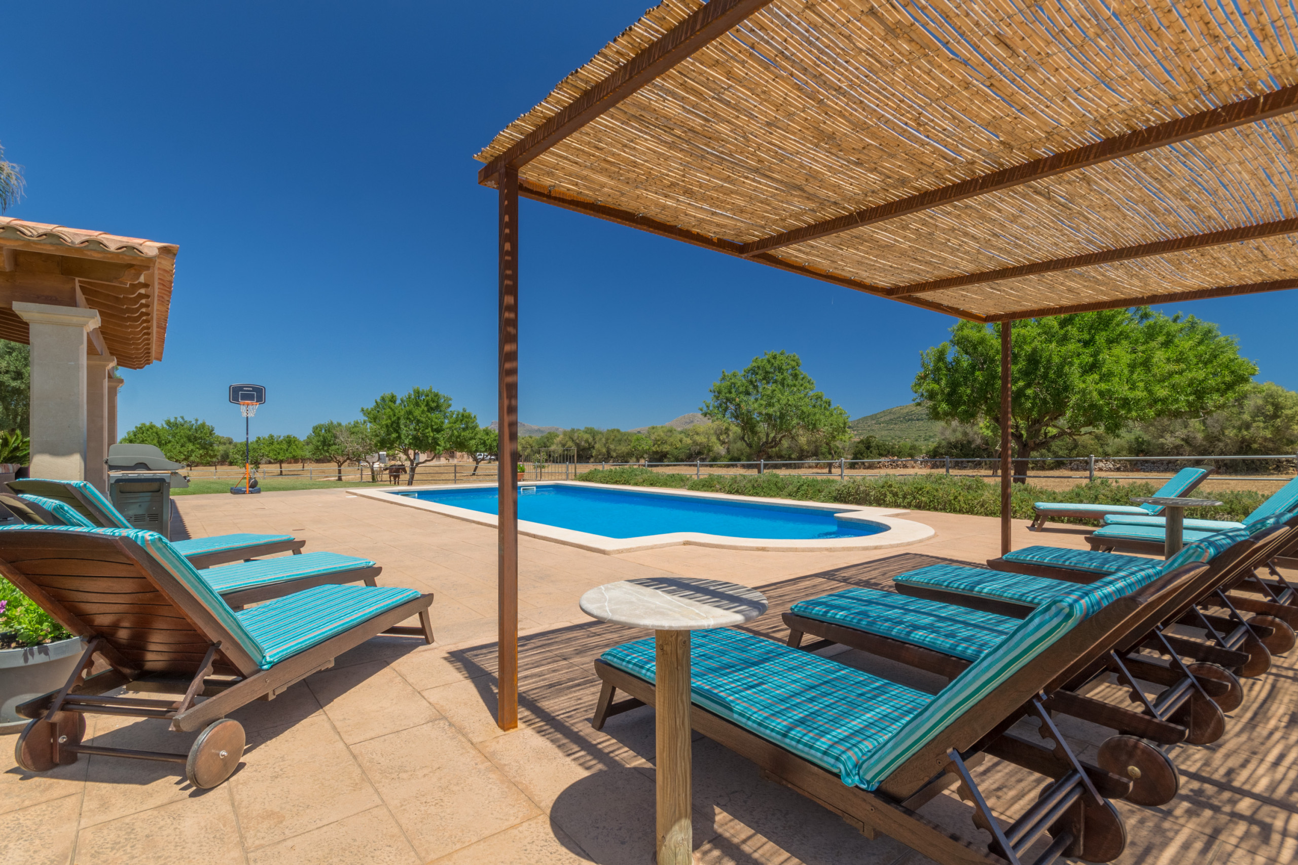 Rent Rural House in Manacor Rancho Son Gener, Finca 5StarsHome Mallorca picture-2