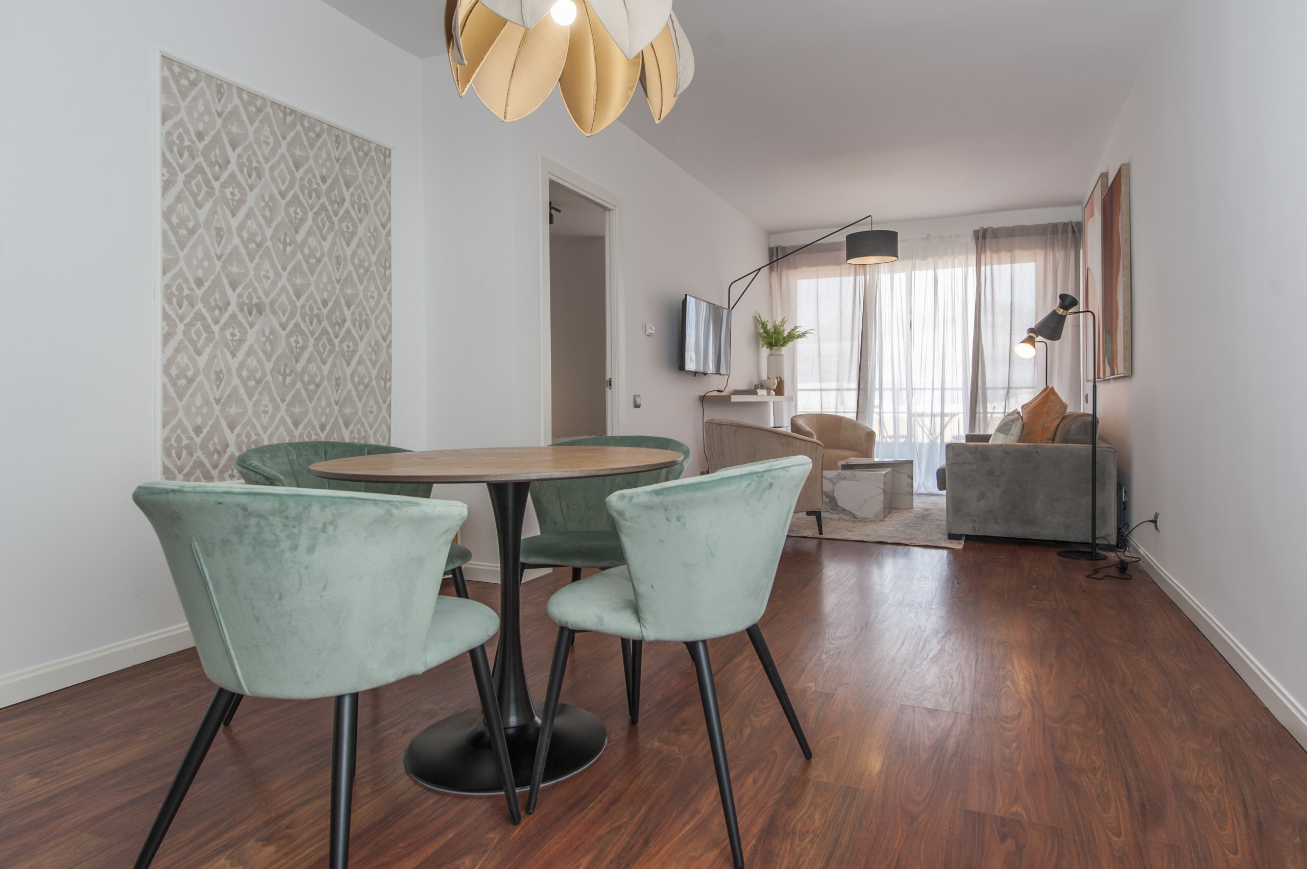 Rent Apartment in Madrid Plaza de Castilla III picture-10