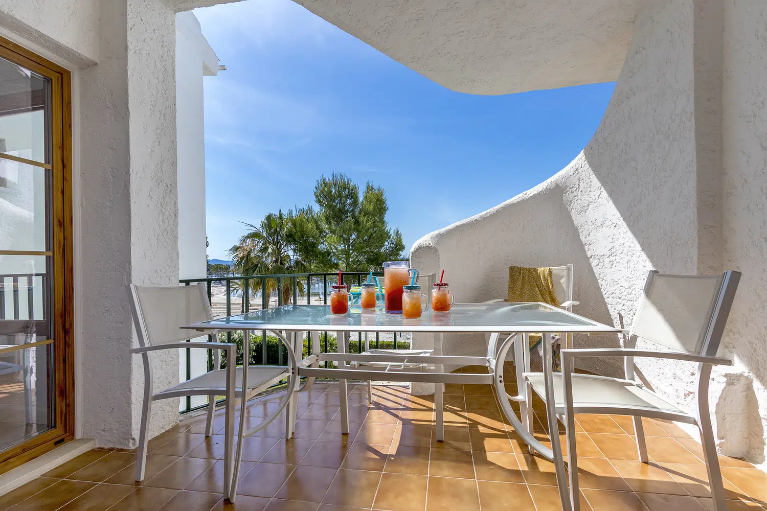 Alquilar Apartamento en Puerto de Alcudia HM010CAB imagen-3