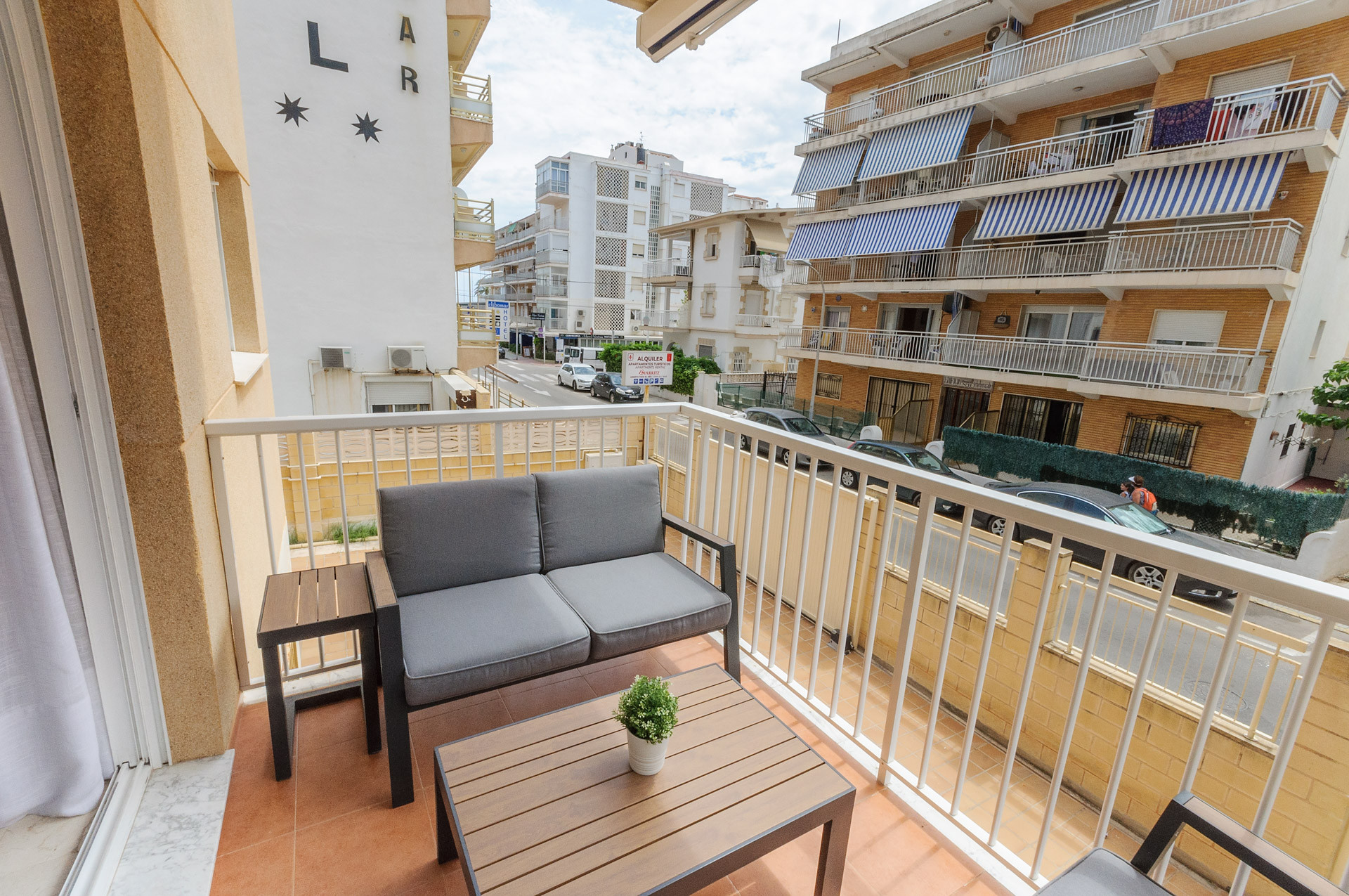 Rent Apartment in Playa de Gandía CALMO SINGULAR APARTMENTS 1B picture-12