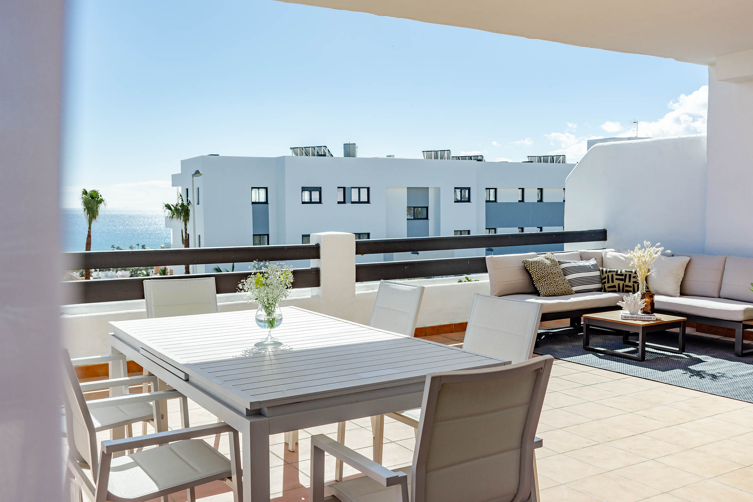 Alquilar Apartamento en Estepona DJA- Modern 2 bedroom apartment close to beach imagen-2