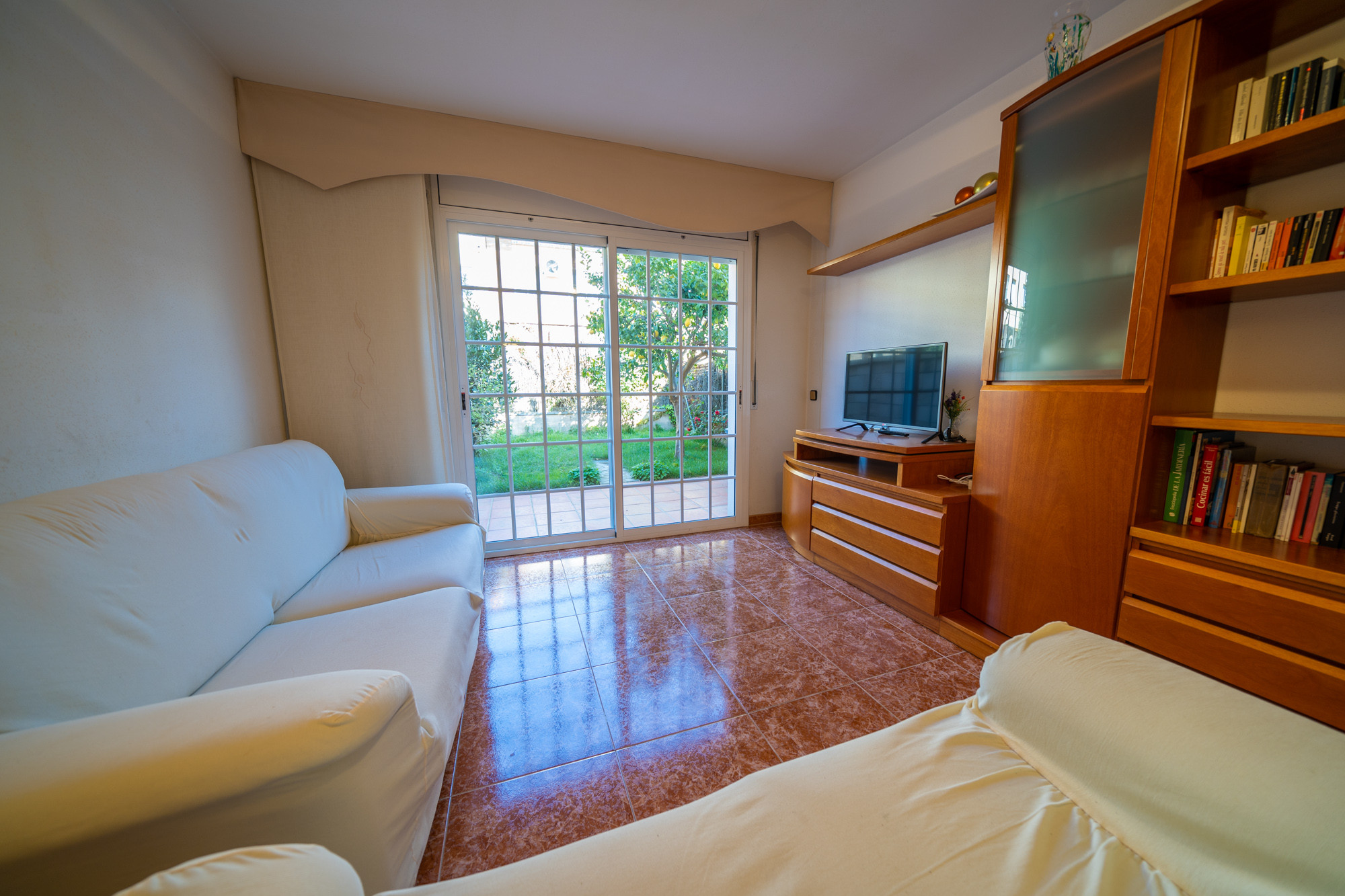 Rent Town house in  HomeHolidaysRentals Charme - Costa Barcelona picture-3