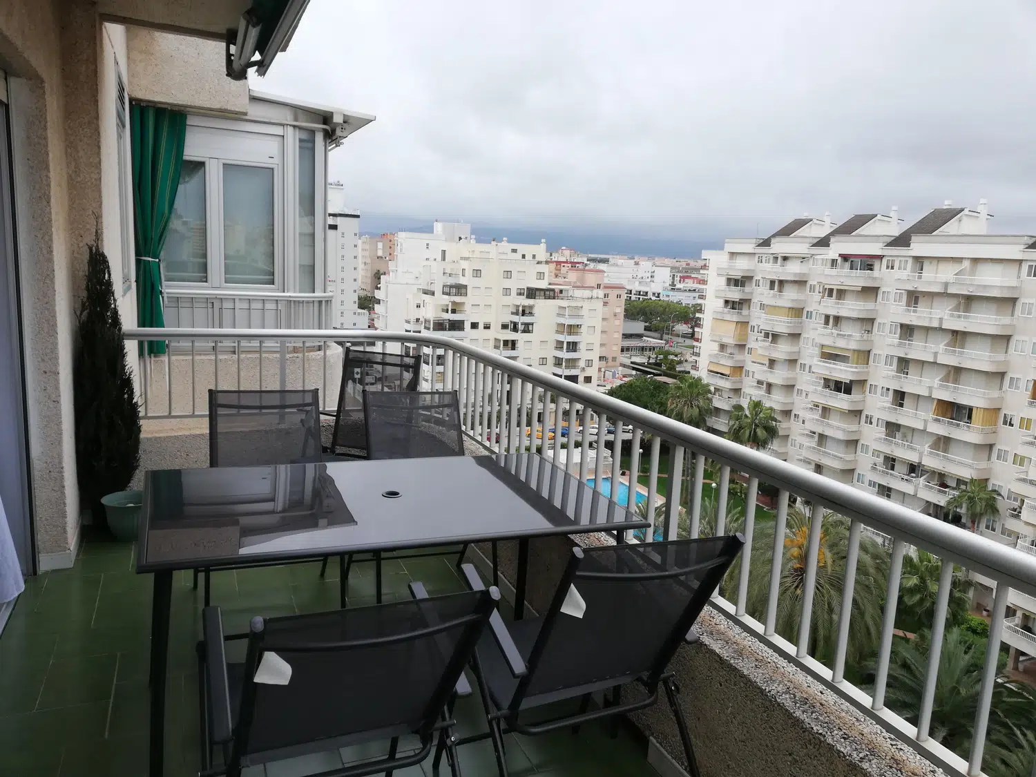 Alquilar Apartamento en Playa de Gandía 1.Parque VII esc.I 9º pta.17 (garaje 33) imagen-14
