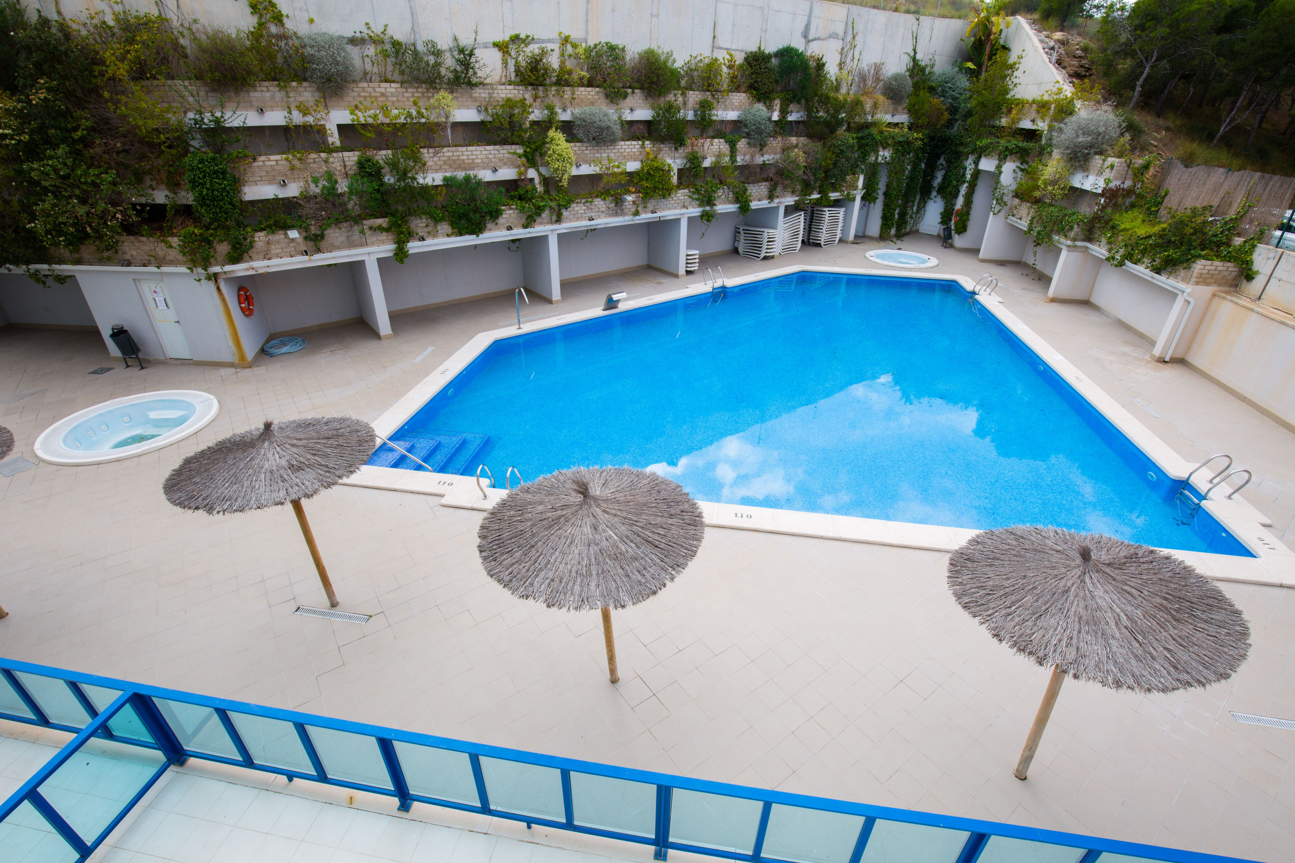 Rent Apartment in Alicante Alicante Hills 2 Bed Summer let picture-0