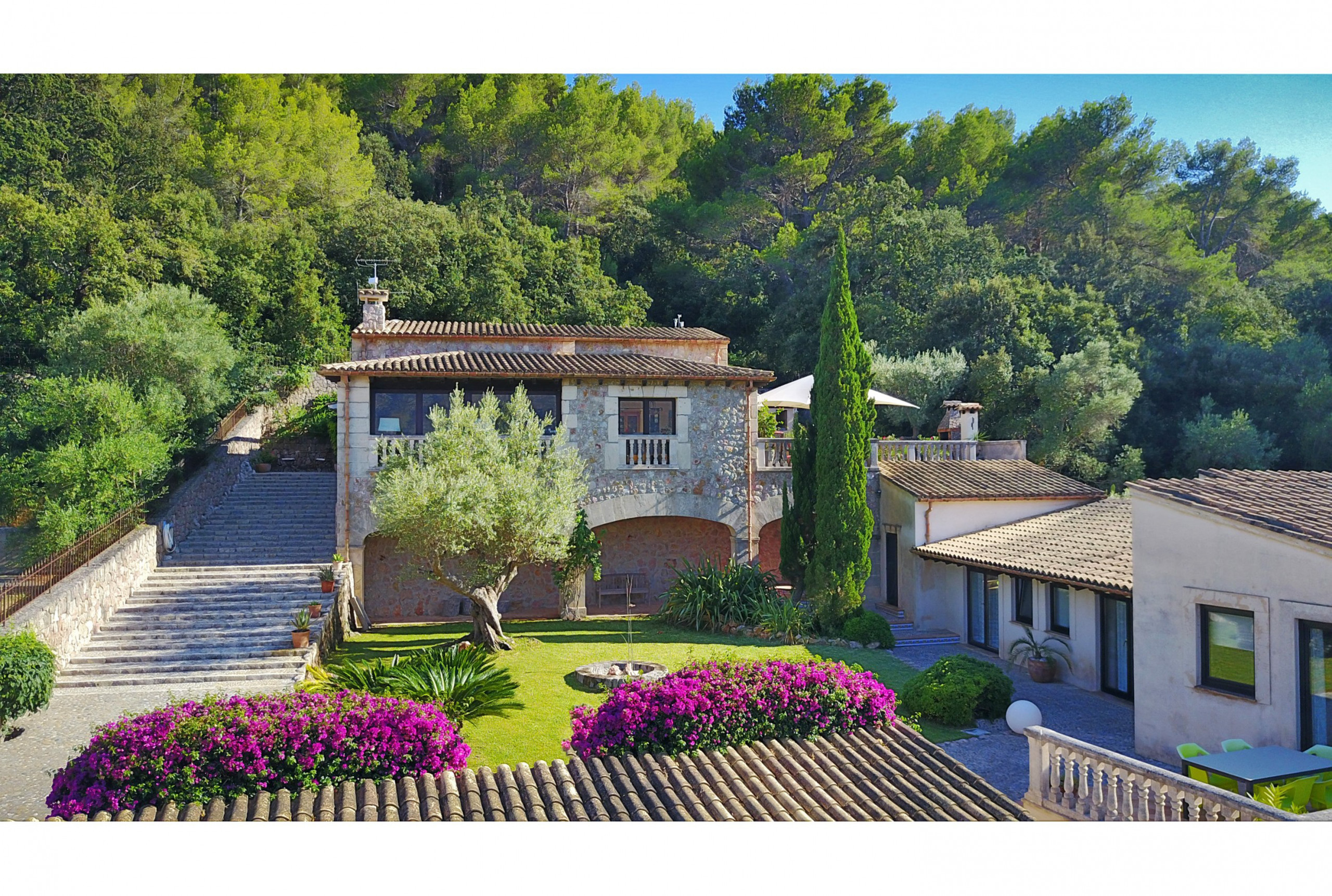 Rent Rural House in  Llobarro, Villa-Finca 5StarsHome Mallorca picture-2