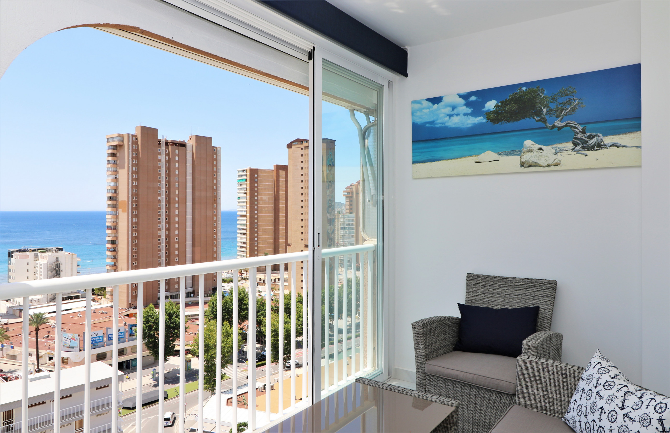 Rent Apartment in Benidorm Don Paco 12-B picture-2