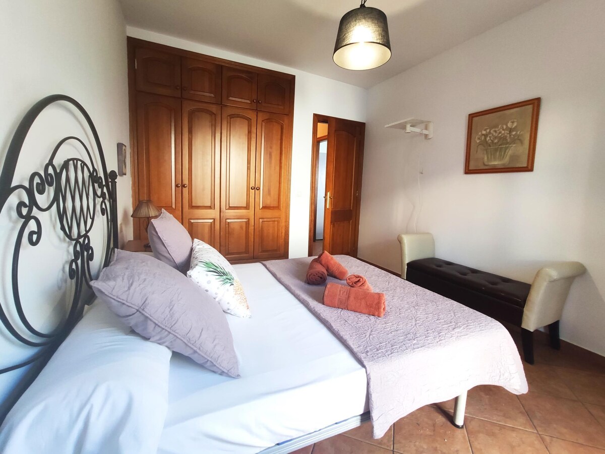 Rent Apartment in Arrecife La chalana · La Chalana, two bedroom apartment in picture-0