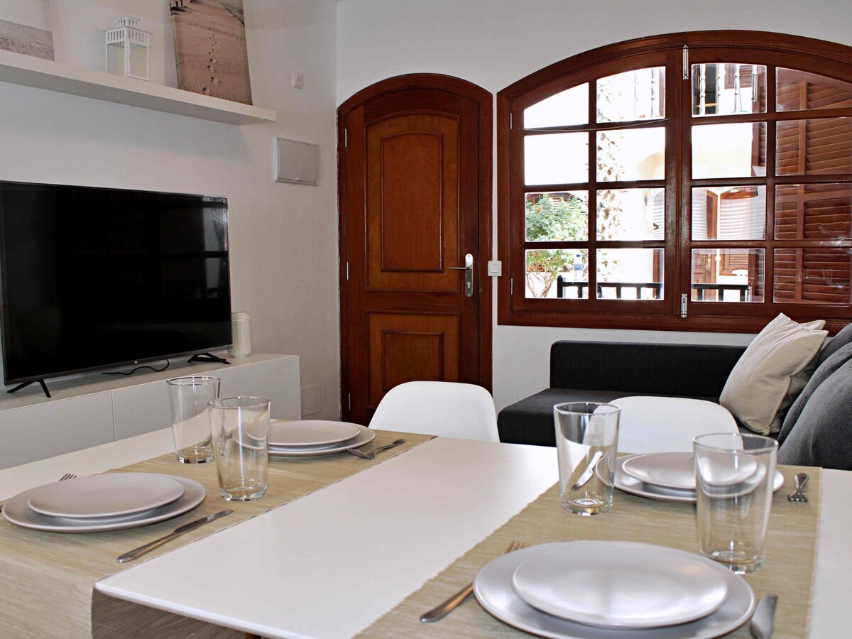 Alquilar Apartamento en Playa Honda Playa Honda Home · Playa Honda Home, two minutes w imagen-9