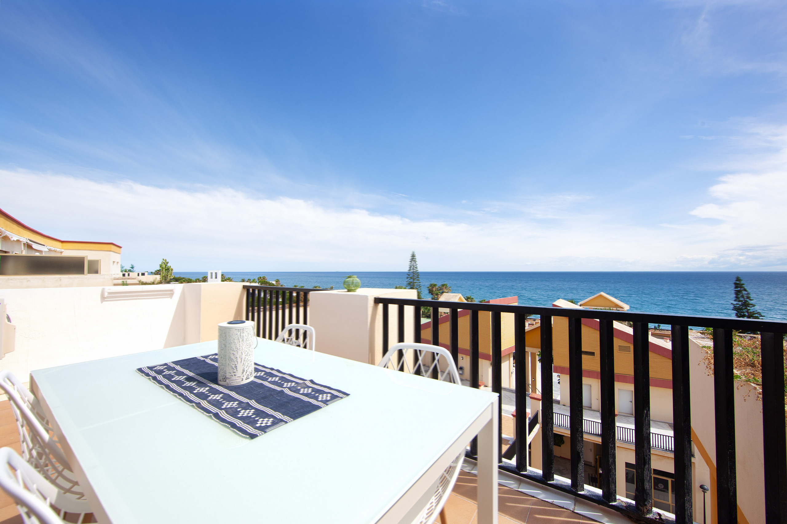 Rent Apartment in Marbella Romana Playa 555 picture-4