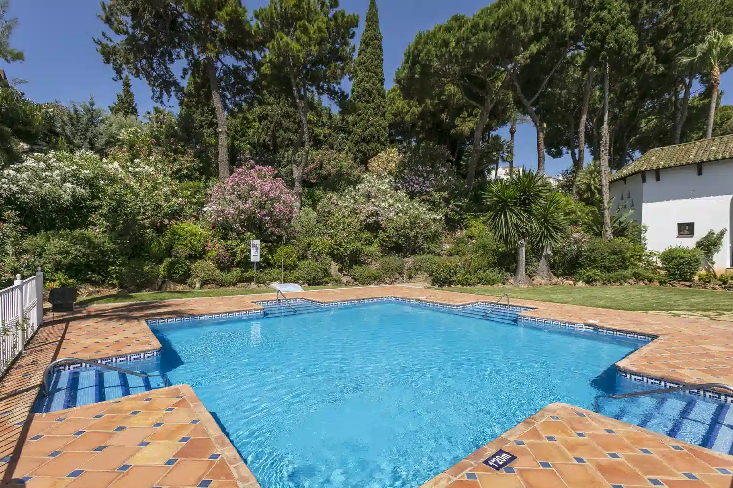 Alquilar Apartamento en Marbella Señorio de Marbella Charming Penthouse imagen-9