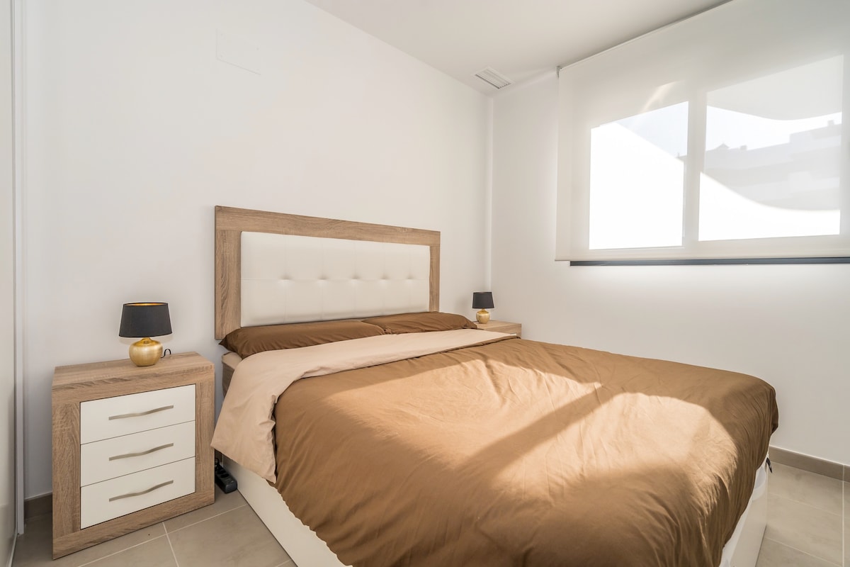 Rent Apartment in Los Arenales del Sol Arenales picture-40