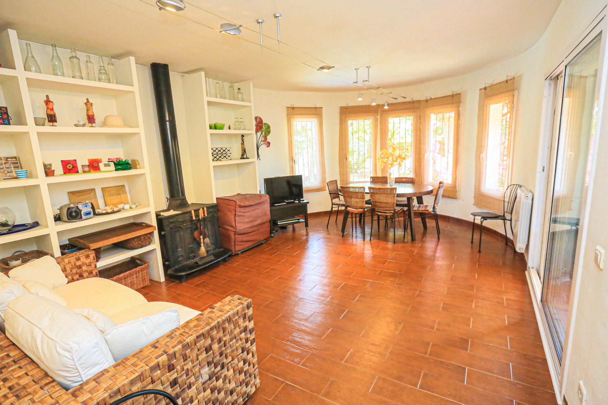 Rent Villa in Cambrils VILLA FALGUERA picture-7