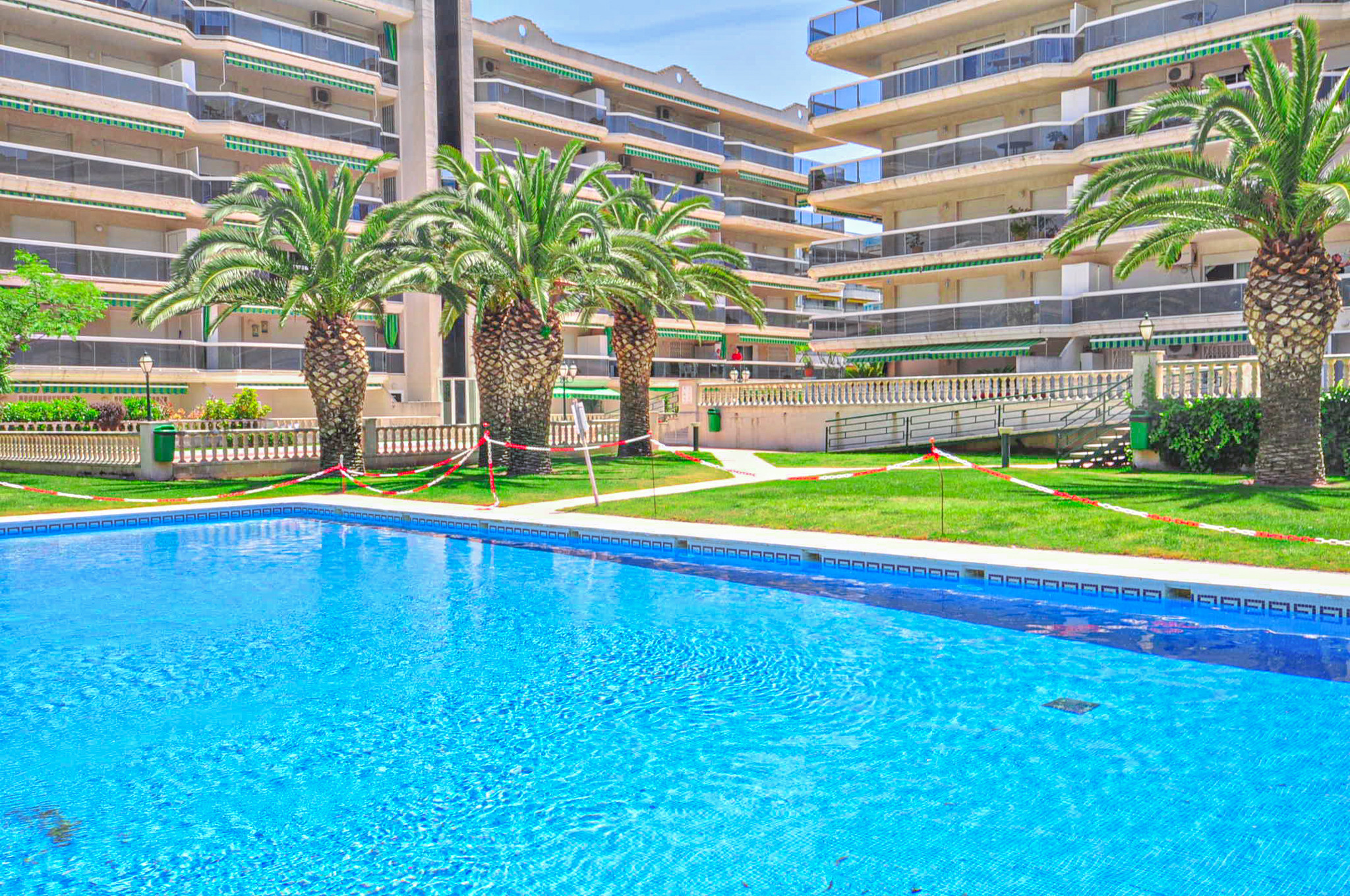 Rent Apartment in Salou LIVING PARK 210 picture-2