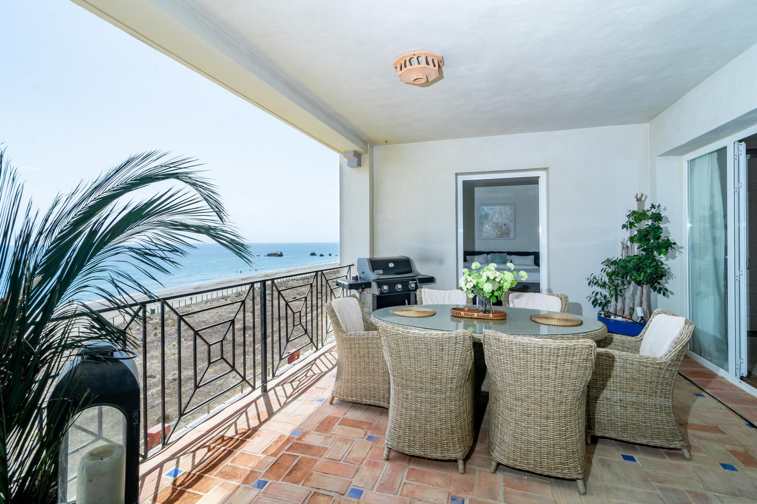 Alquilar Apartamento en Casares LAP- 3 bed apartment on the beach. Families only imagen-0