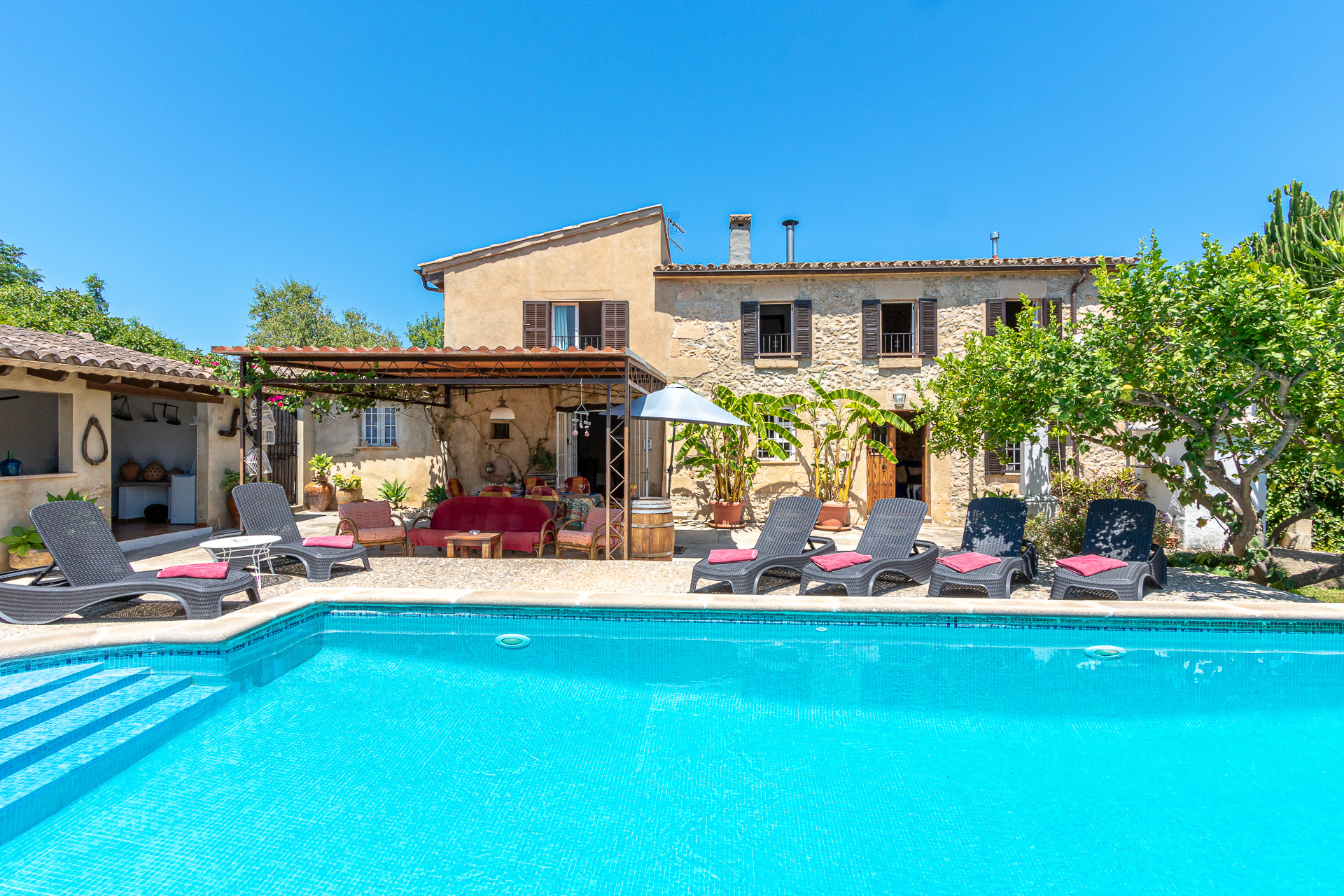 Alquilar Villa en Pollensa Ca na Pereta: Encanto Tradicional con Piscina Priv imagen-0