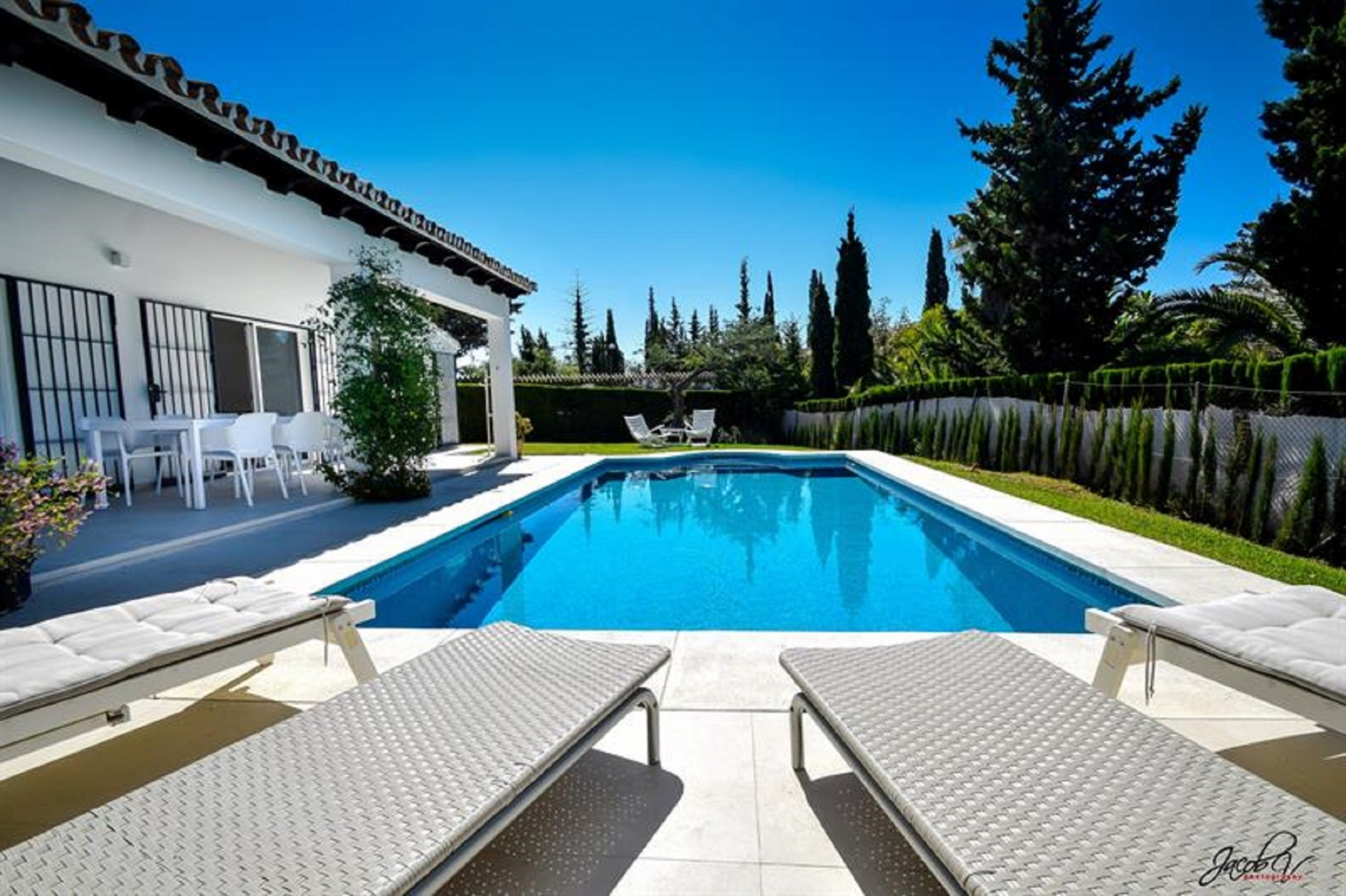 Rent Villa in Marbella 8738 - GREAT VILLA NEAR BEACH & MARBELLA picture-0