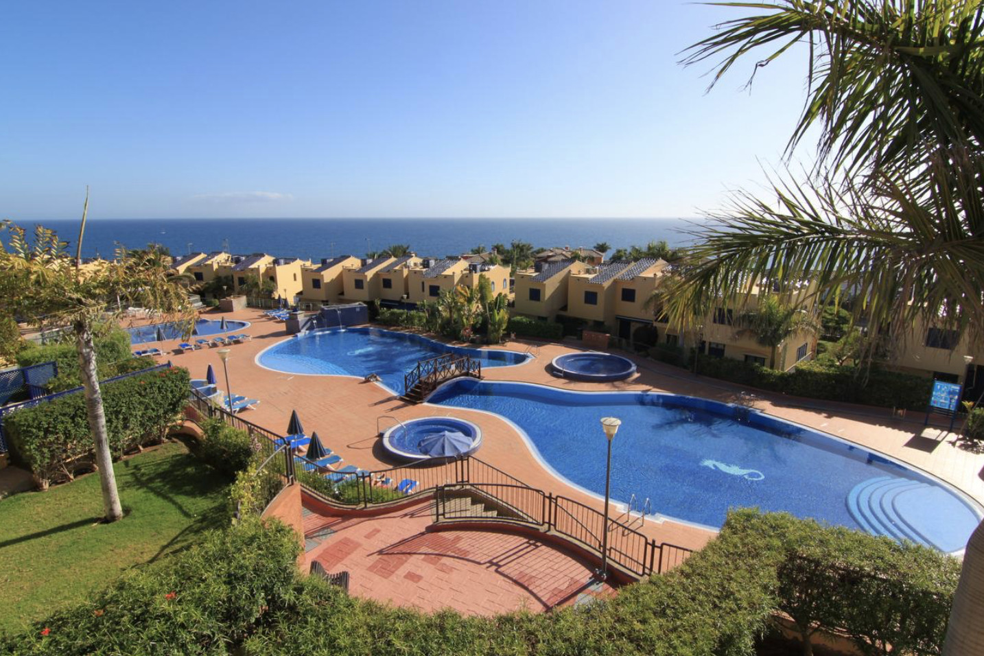 Rent Apartment in Maspalomas Meloneras private pool picture-3