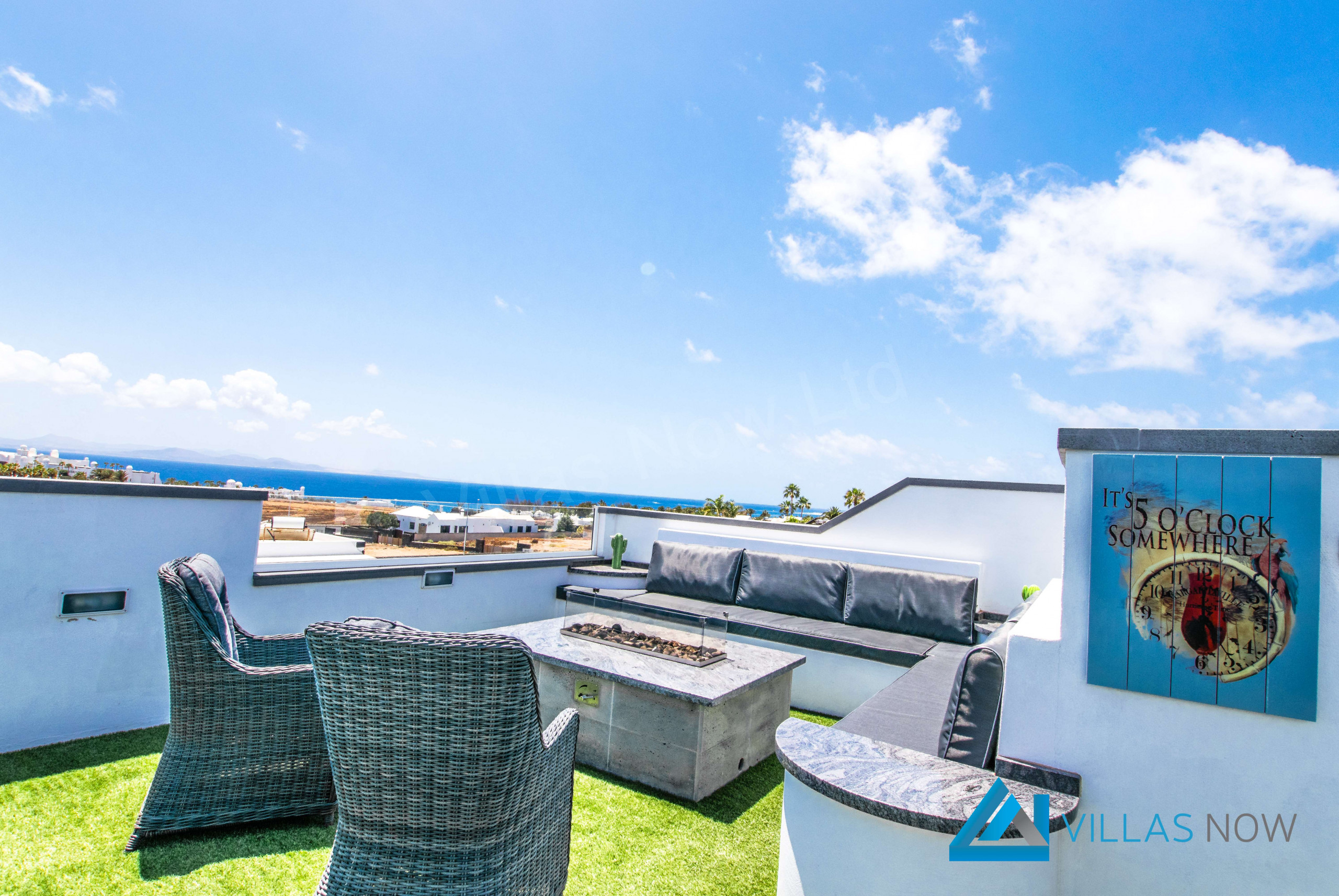 Rent Villa in Playa Blanca 107 - Villa Graciosa (LH107) picture-1