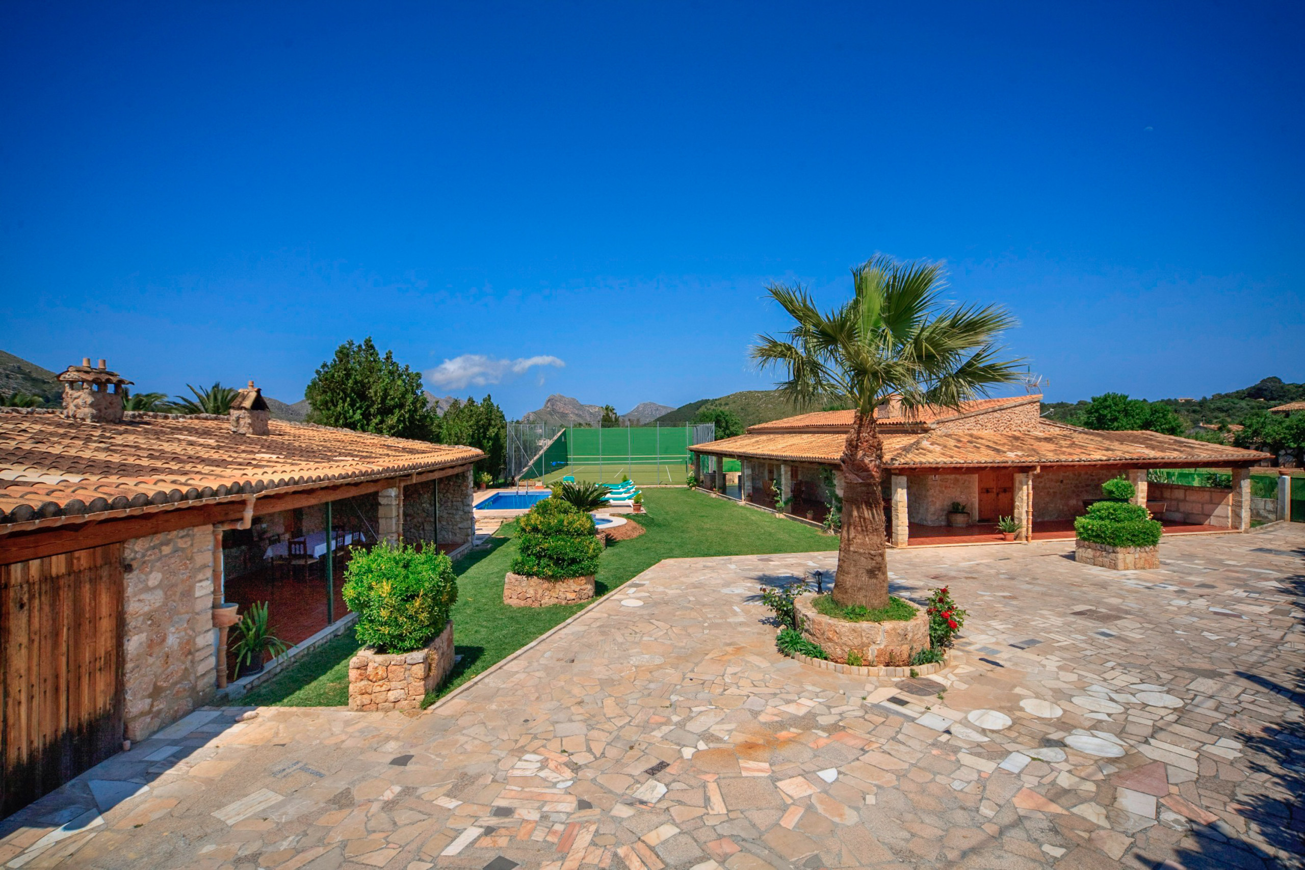 Rent Rural House in  Molinensa, Finca 5StarsHome Mallorca picture-35