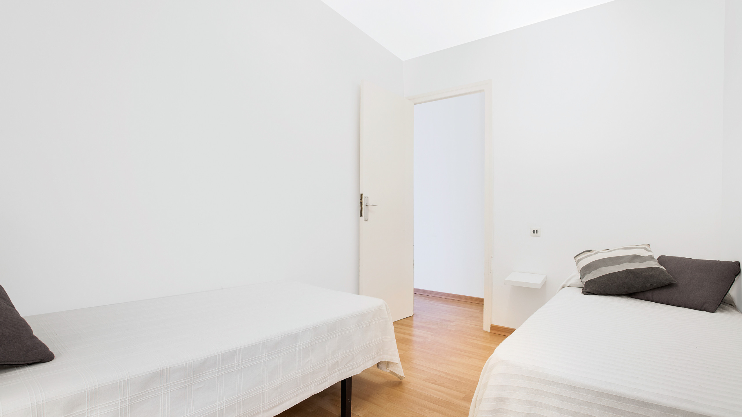 Rent Apartment in Vilafranca de Bonany Mar Sol 1 picture-8