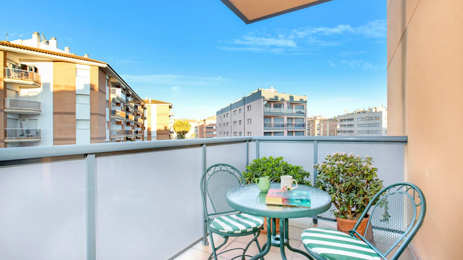 Alquilar Apartamento en Lloret de Mar Santa Cristina 2 imagen-2