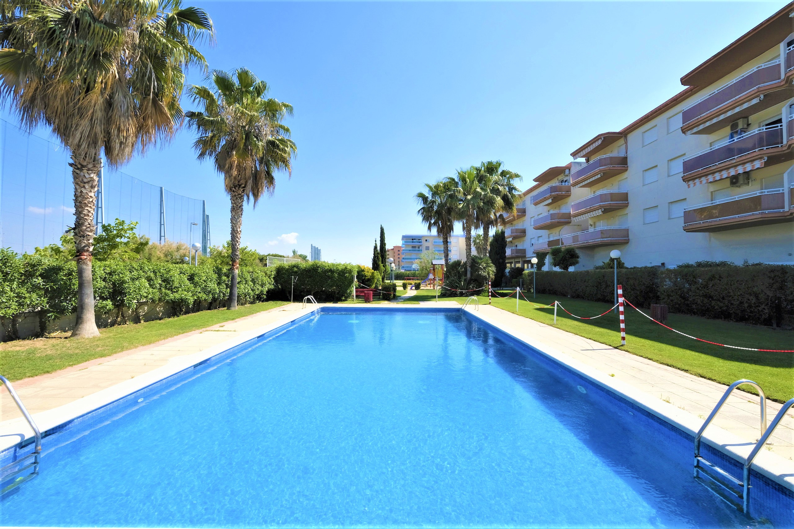 Rent Apartment in La Pineda Riscos  / 1045 picture-1