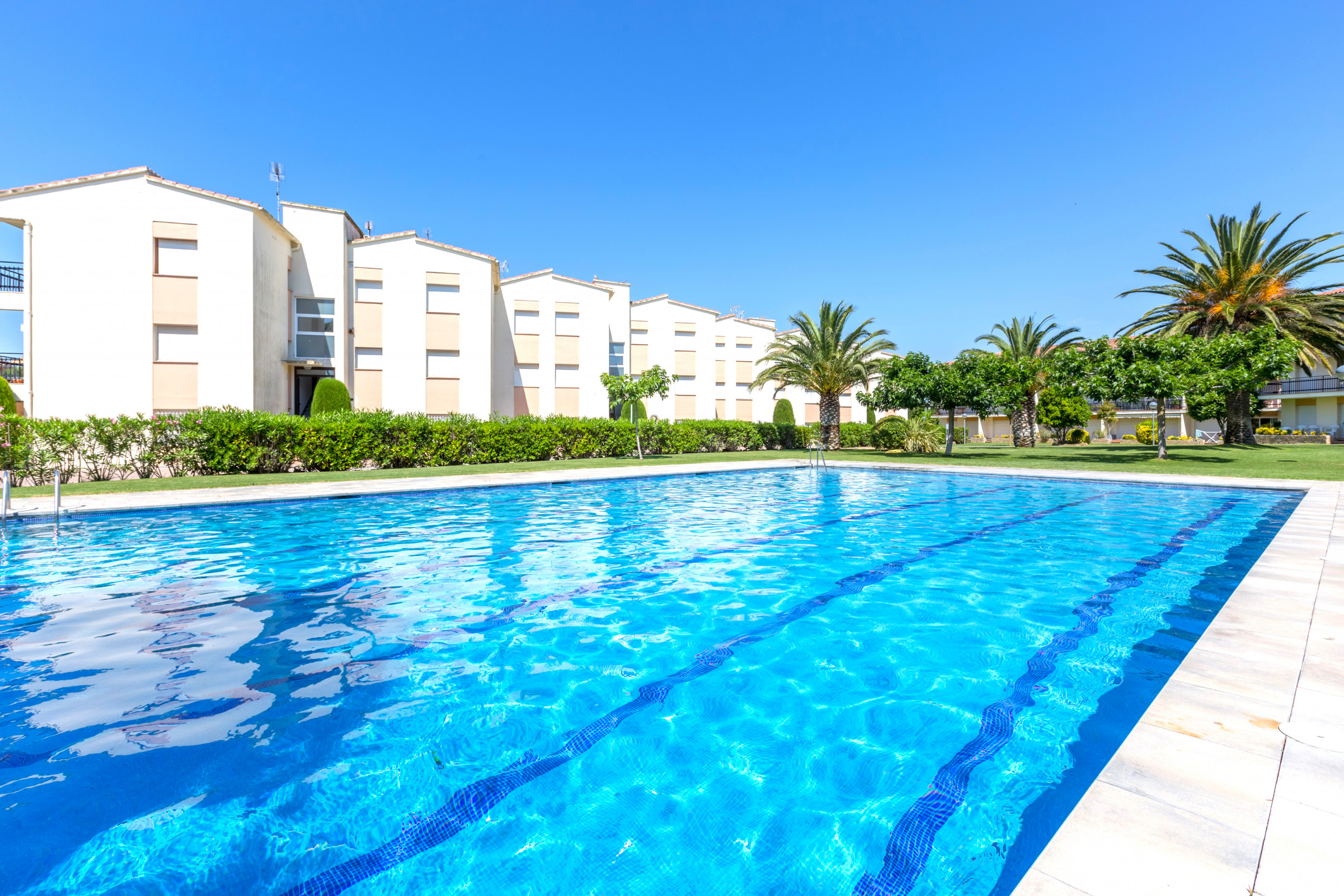 Rent Apartment in Calella de Palafrugell Costa Brava E-4 picture-5