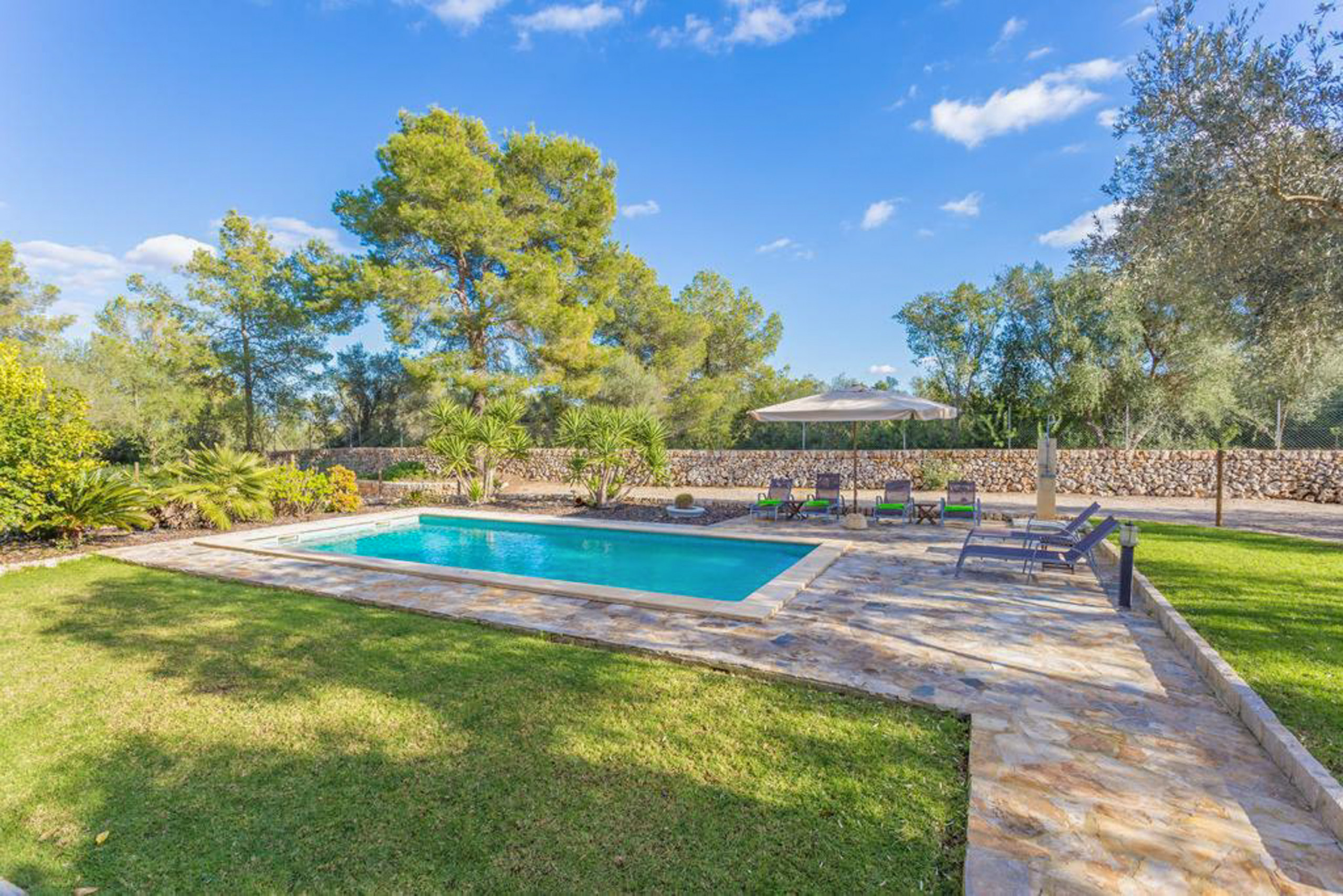 Rent Rural House in Sinéu Velaller, Finca 5StarsHome Mallorca picture-24