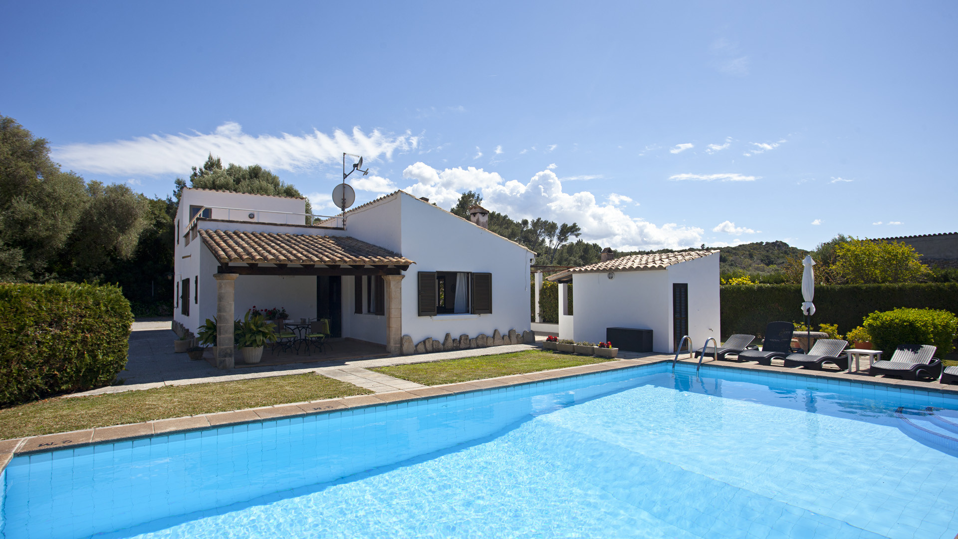 Rent Villa in  Can Seguinot picture-2