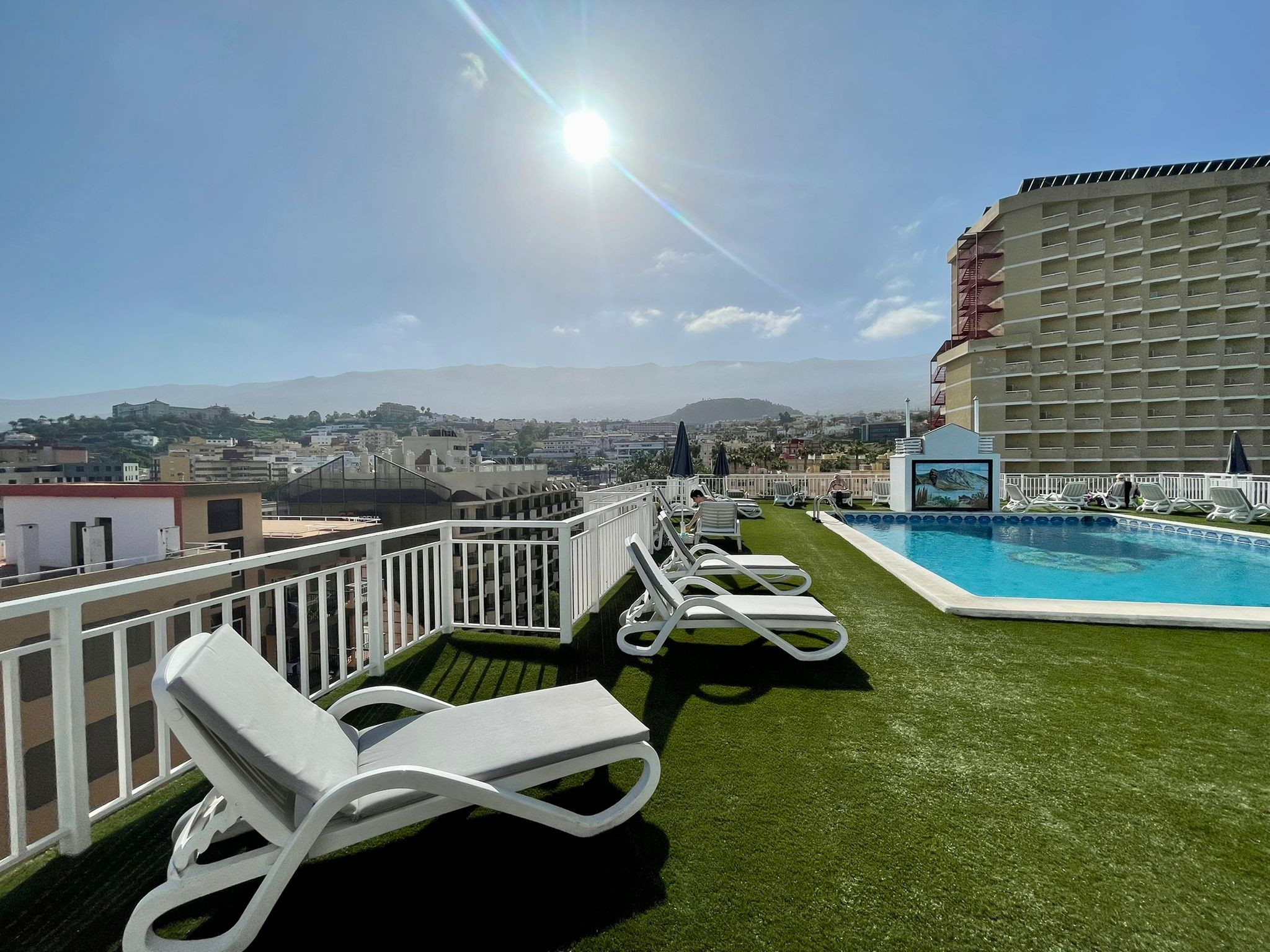 Rent Apartment in Puerto de la Cruz Estudio Reformado,Wifi,pool, a 250 metros de playa picture-3