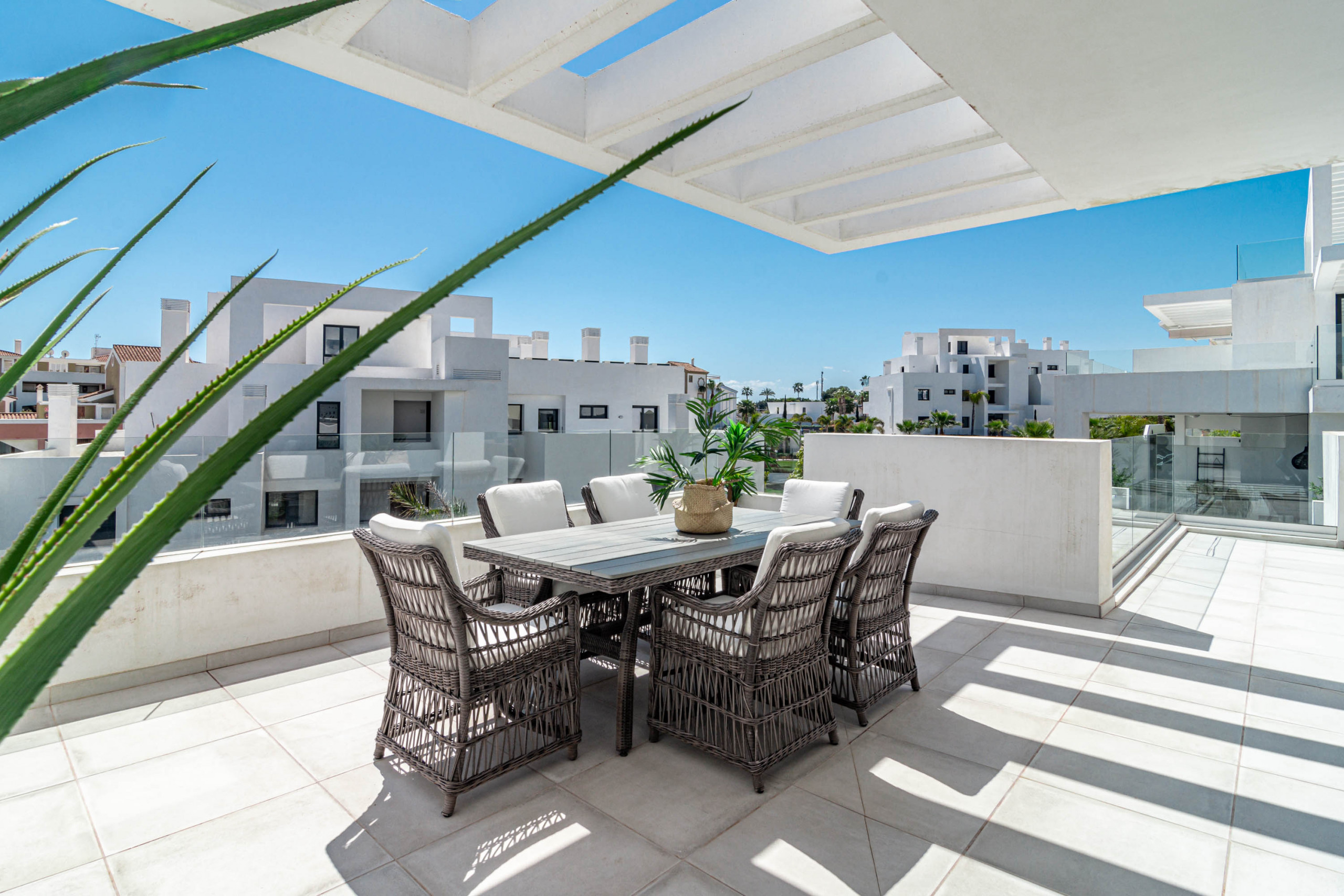 Rent Apartment in Estepona CDG1 picture-18