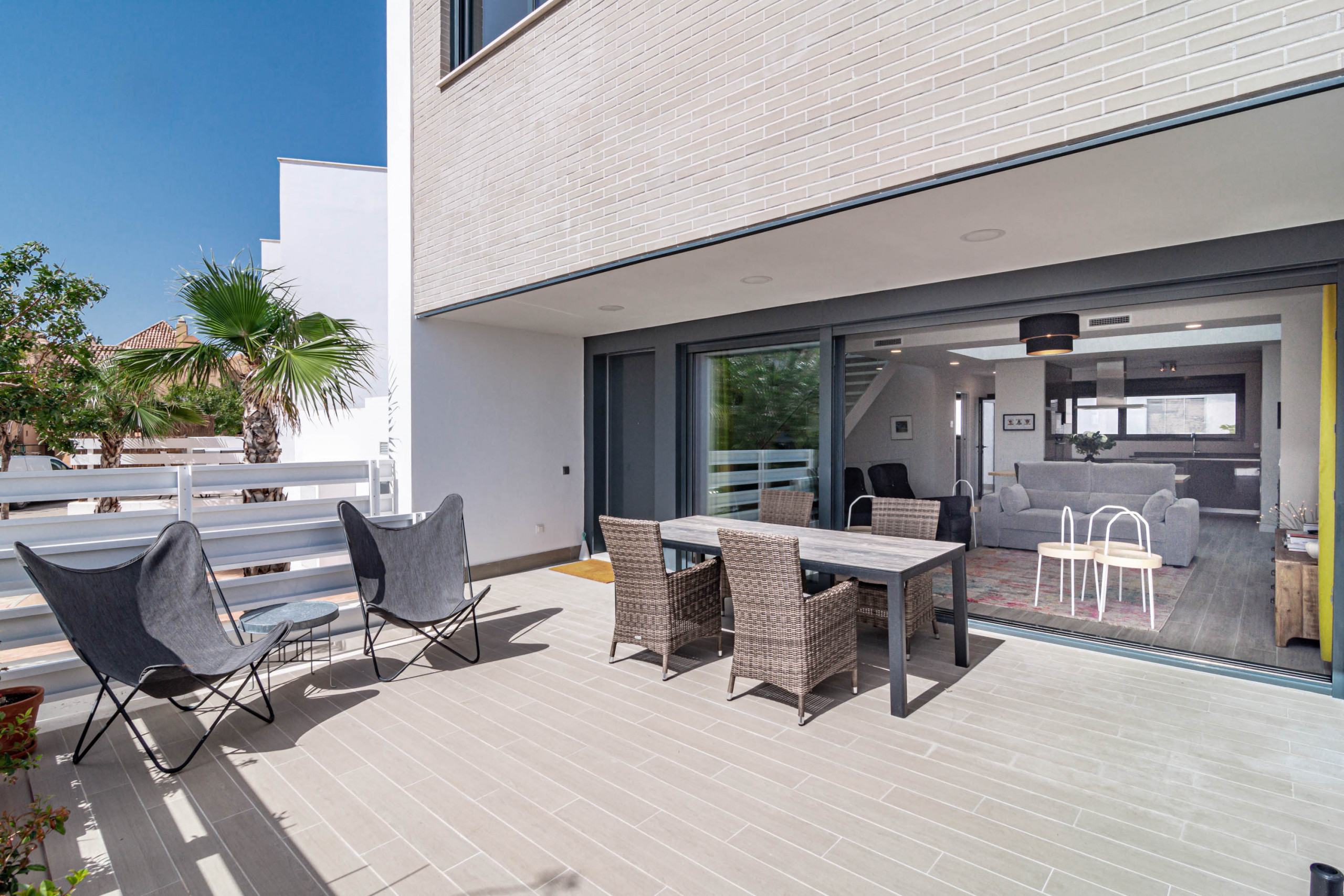 Halfvrijstaand huis in Estepona buchen LMT46- Spacious townhouse modern style Bild-5