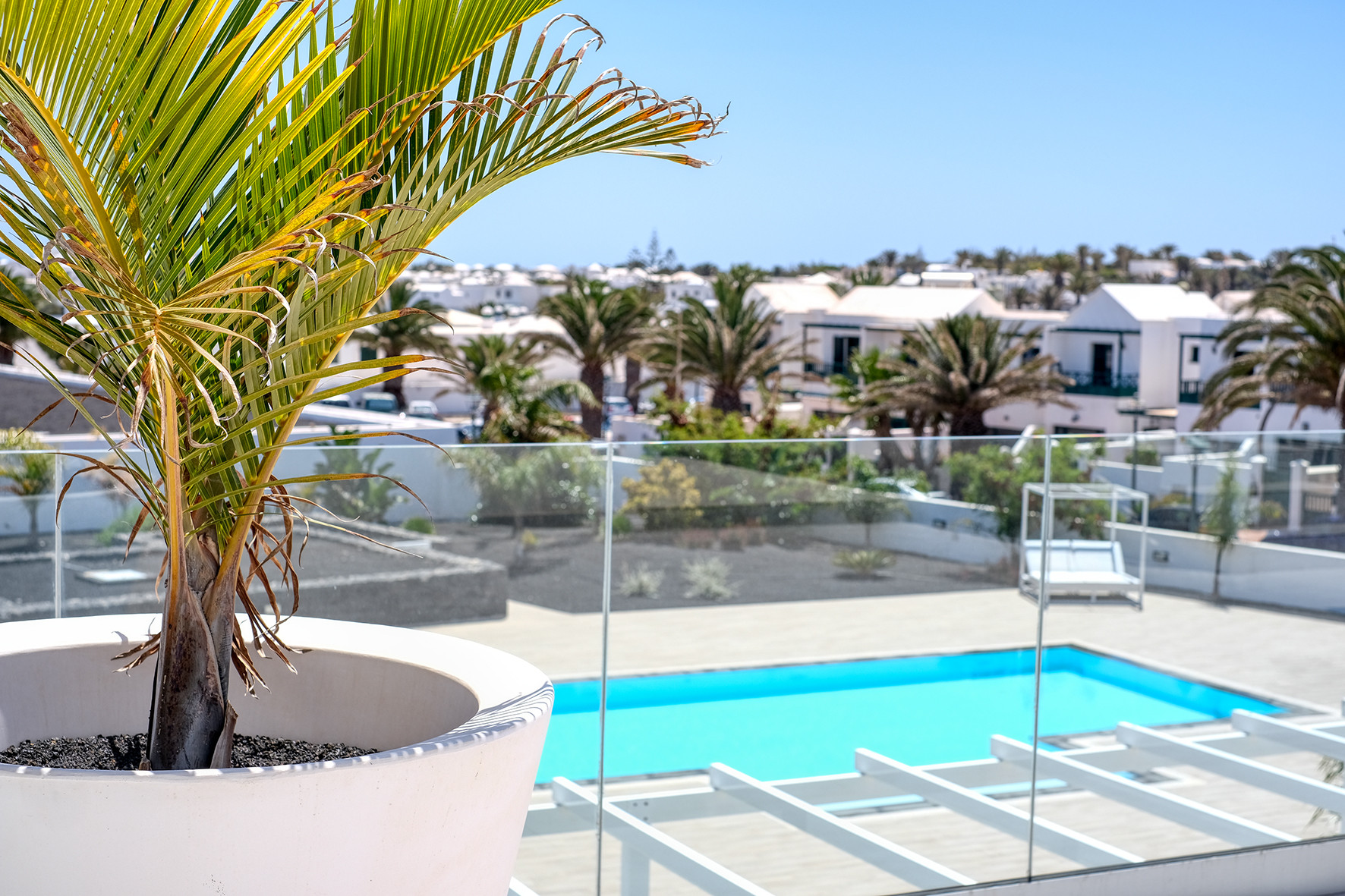 Rent Apartment in Costa Teguise The Ocean View Senator 120 picture-1