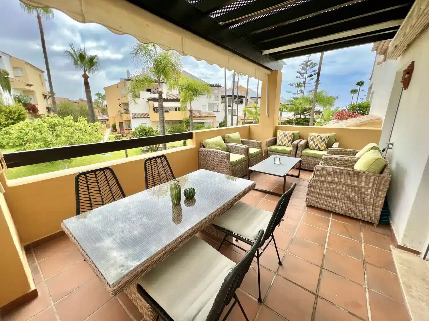 Alquilar Apartamento en Marbella 13 - Appartement bord de mer a Bahia Marbella imagen-7