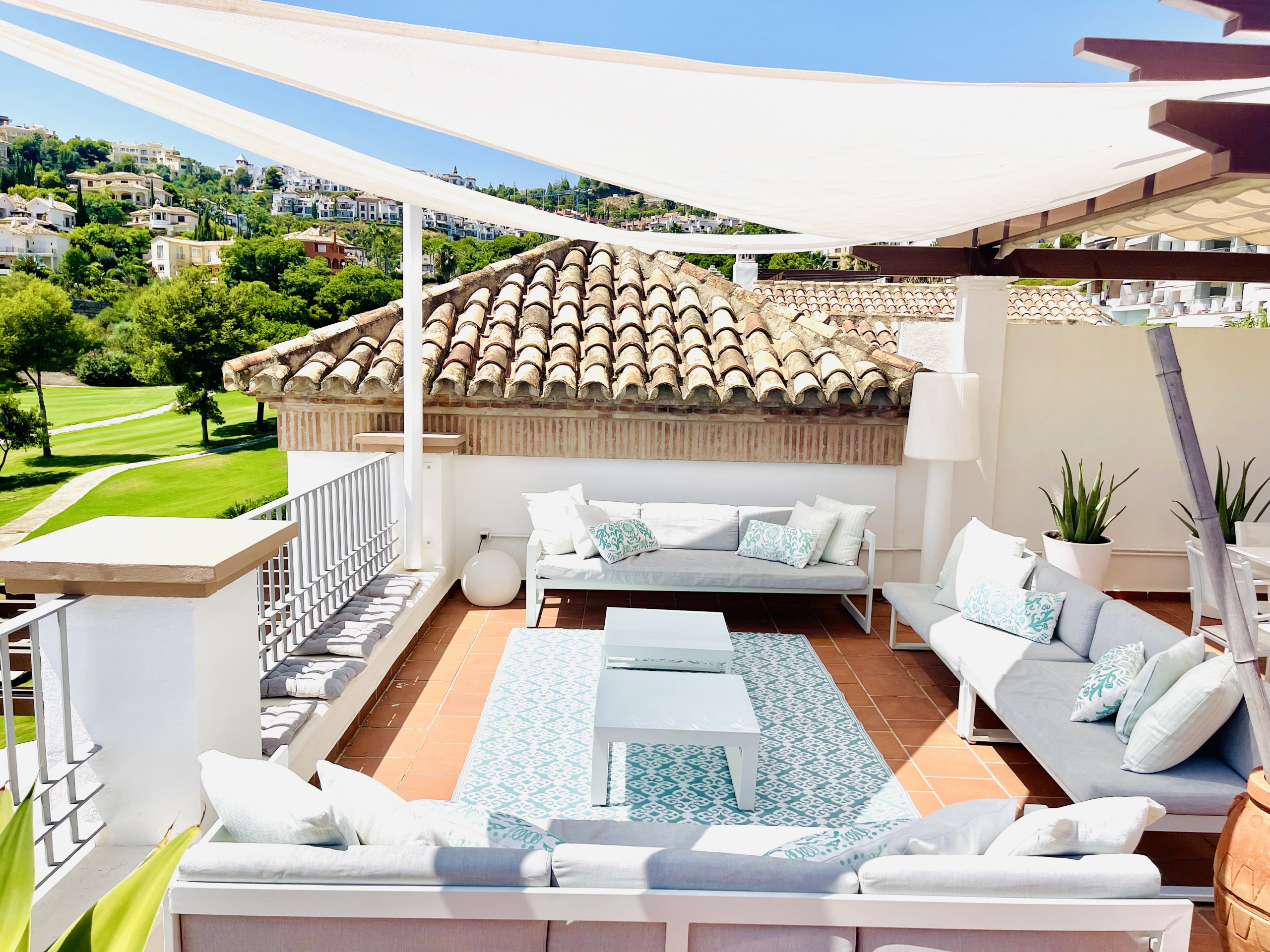 Rent Apartment in Benahavis 21 - Penthouse sur le golf de Los Arqueros picture-0