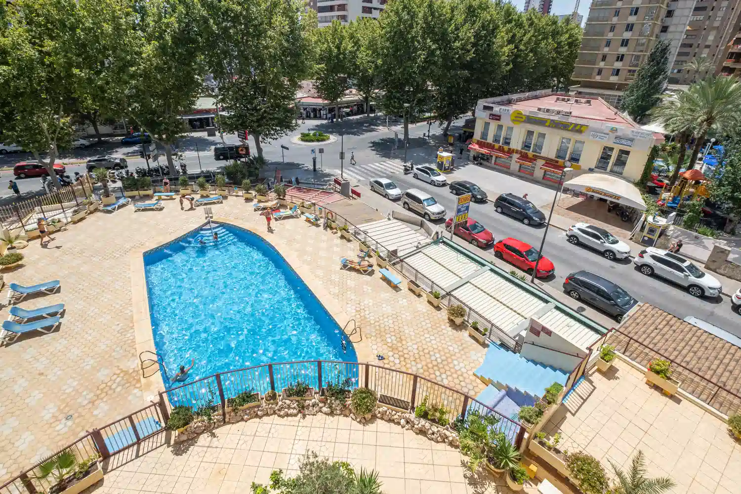 Alquilar Apartamento en Benidorm Coblanca 3-3-2 imagen-4