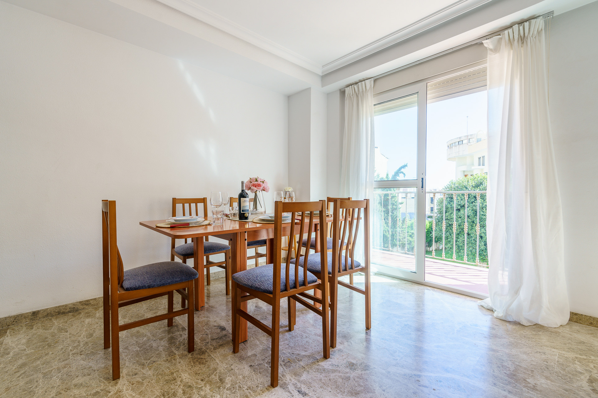 Rent Apartment in Torremolinos MalagaSuite Lovely & Comfy Torremolinos picture-9